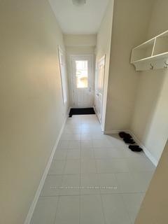 Photo 10 of 1415 Oakmont Common, Burlington, Tyandaga — HOMEH