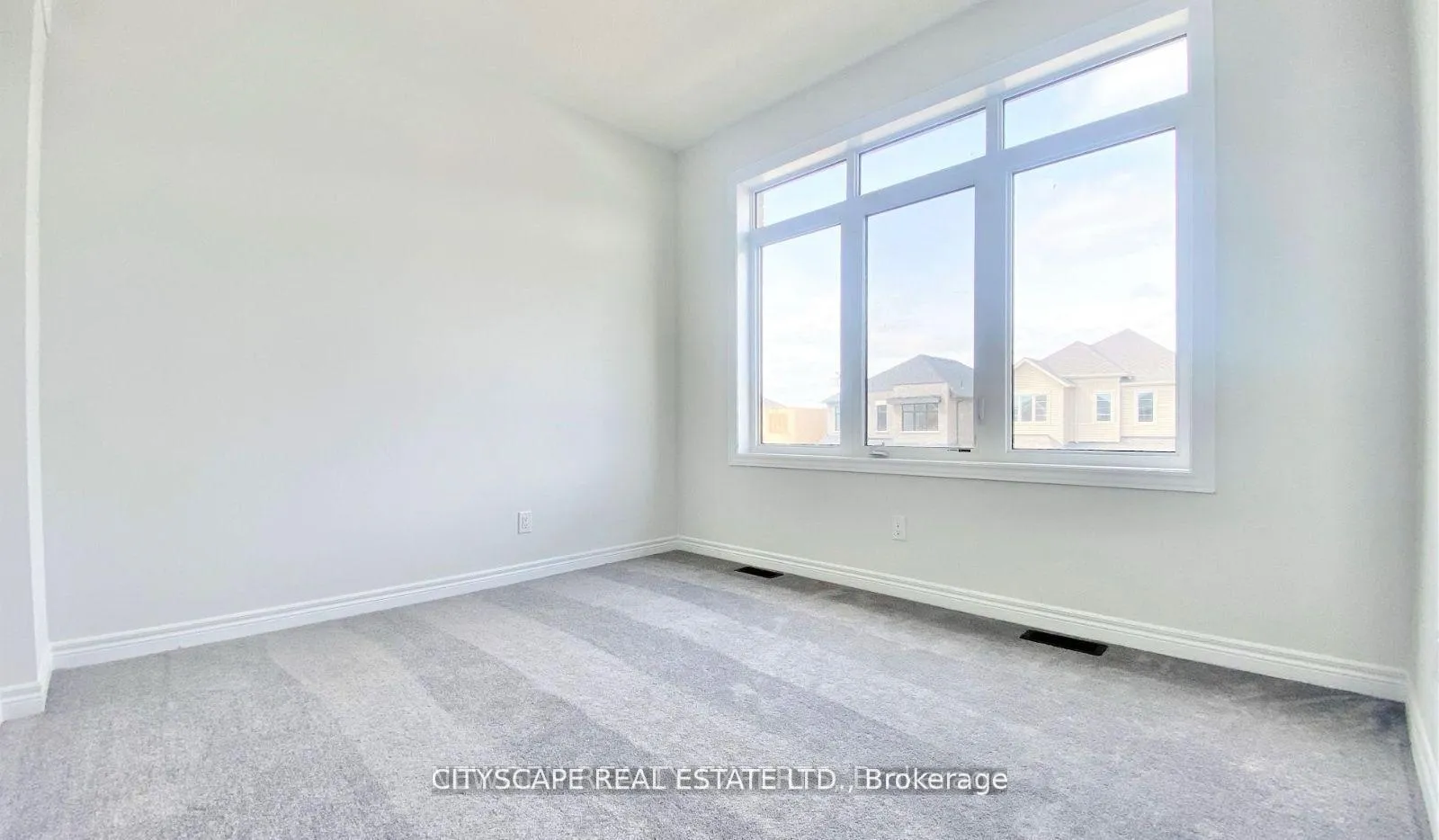 Photo 6 of 1009 Lockie Drive N, Oshawa, Taunton — HOMEH