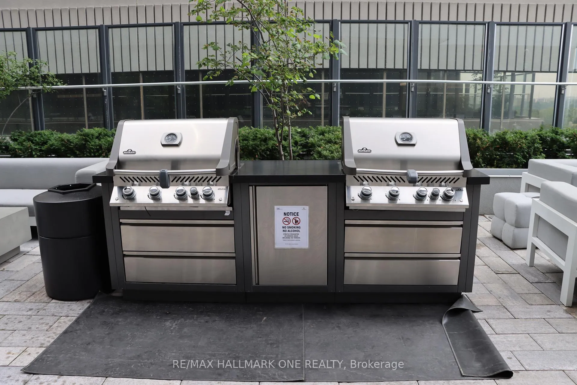 Photo 6 of Unit 2209, 395 Bloor Street E, Toronto, North St. James Town — HOMEH