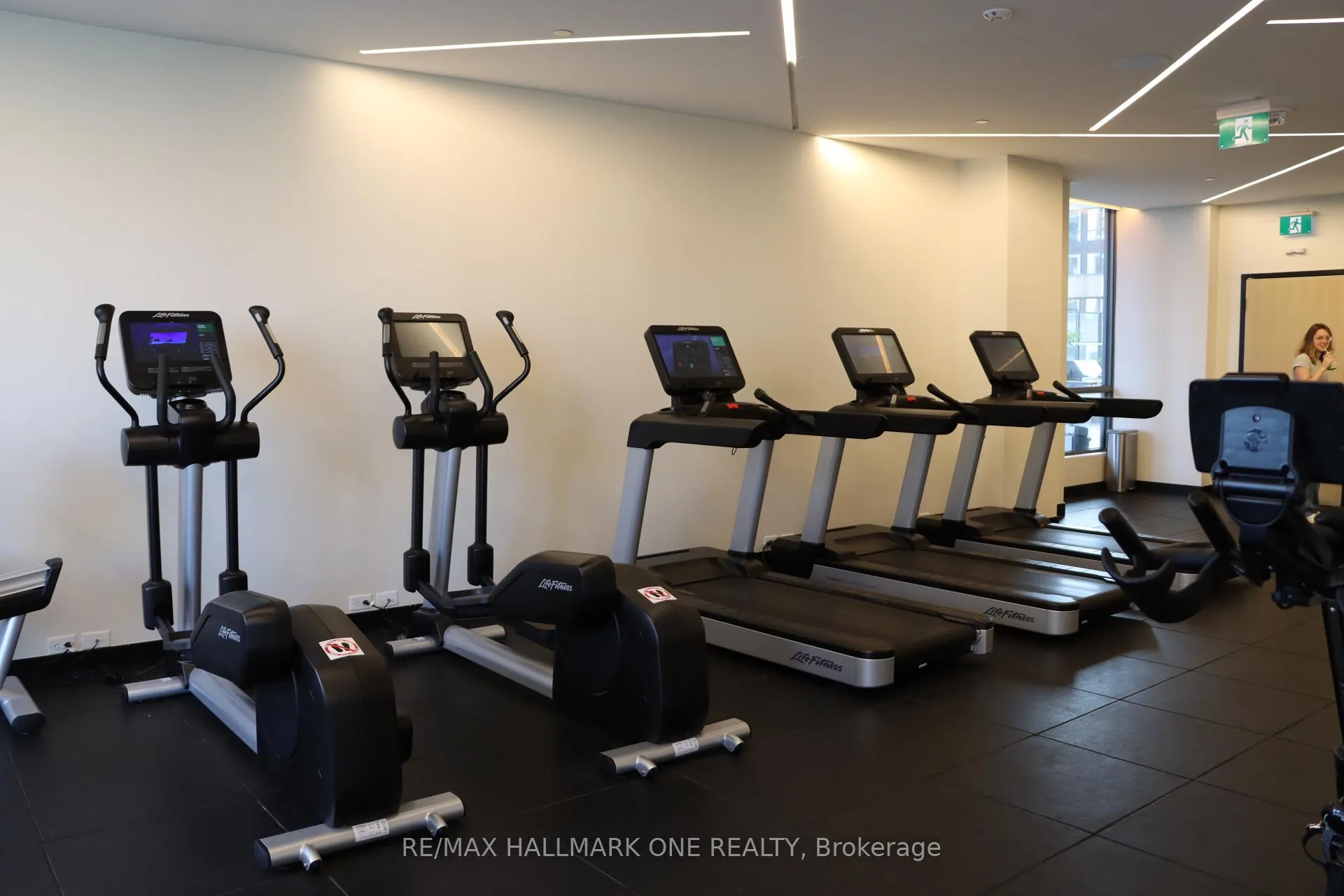 Photo 14 of Unit 2209, 395 Bloor Street E, Toronto, North St. James Town — HOMEH