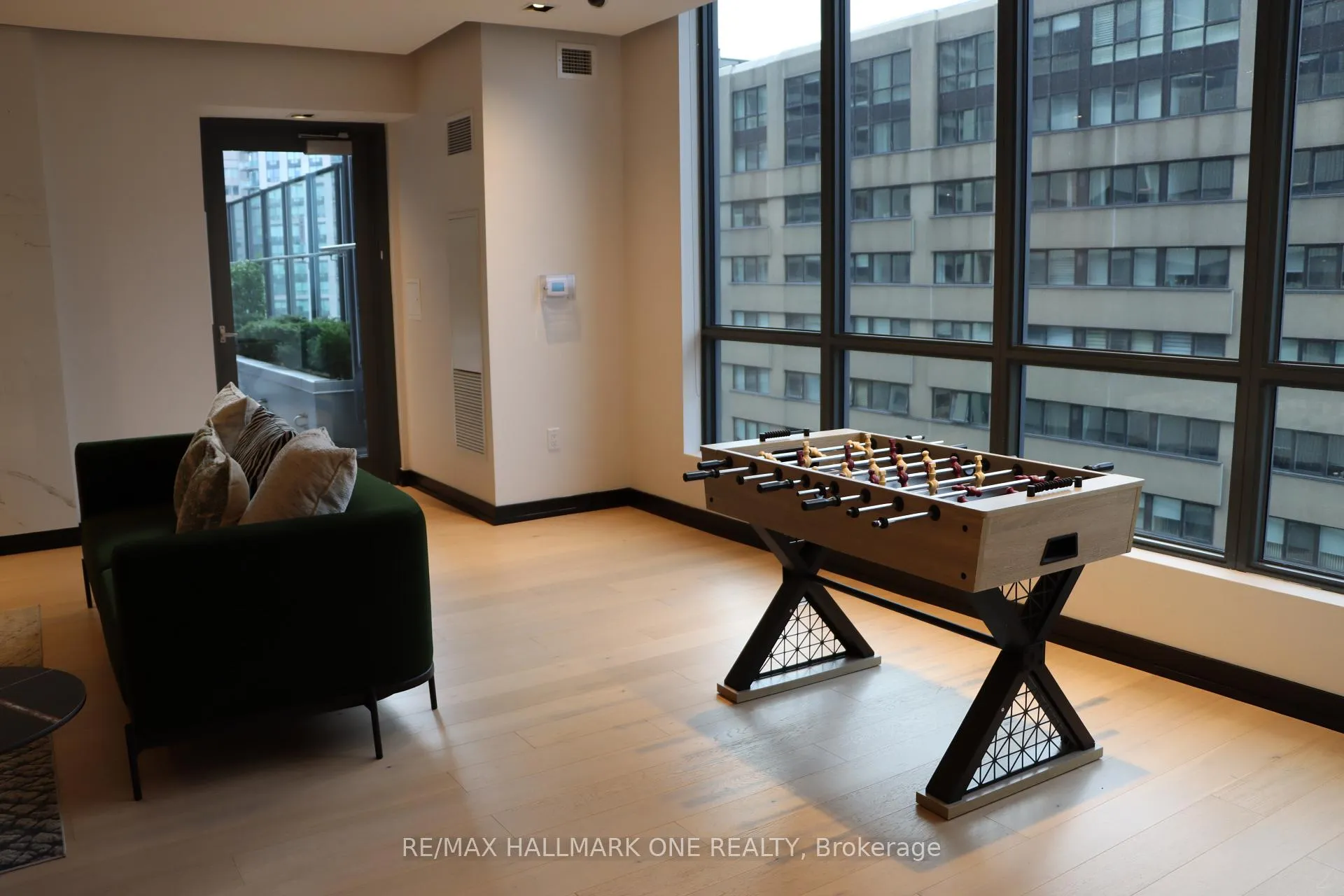 Photo 18 of Unit 2209, 395 Bloor Street E, Toronto, North St. James Town — HOMEH