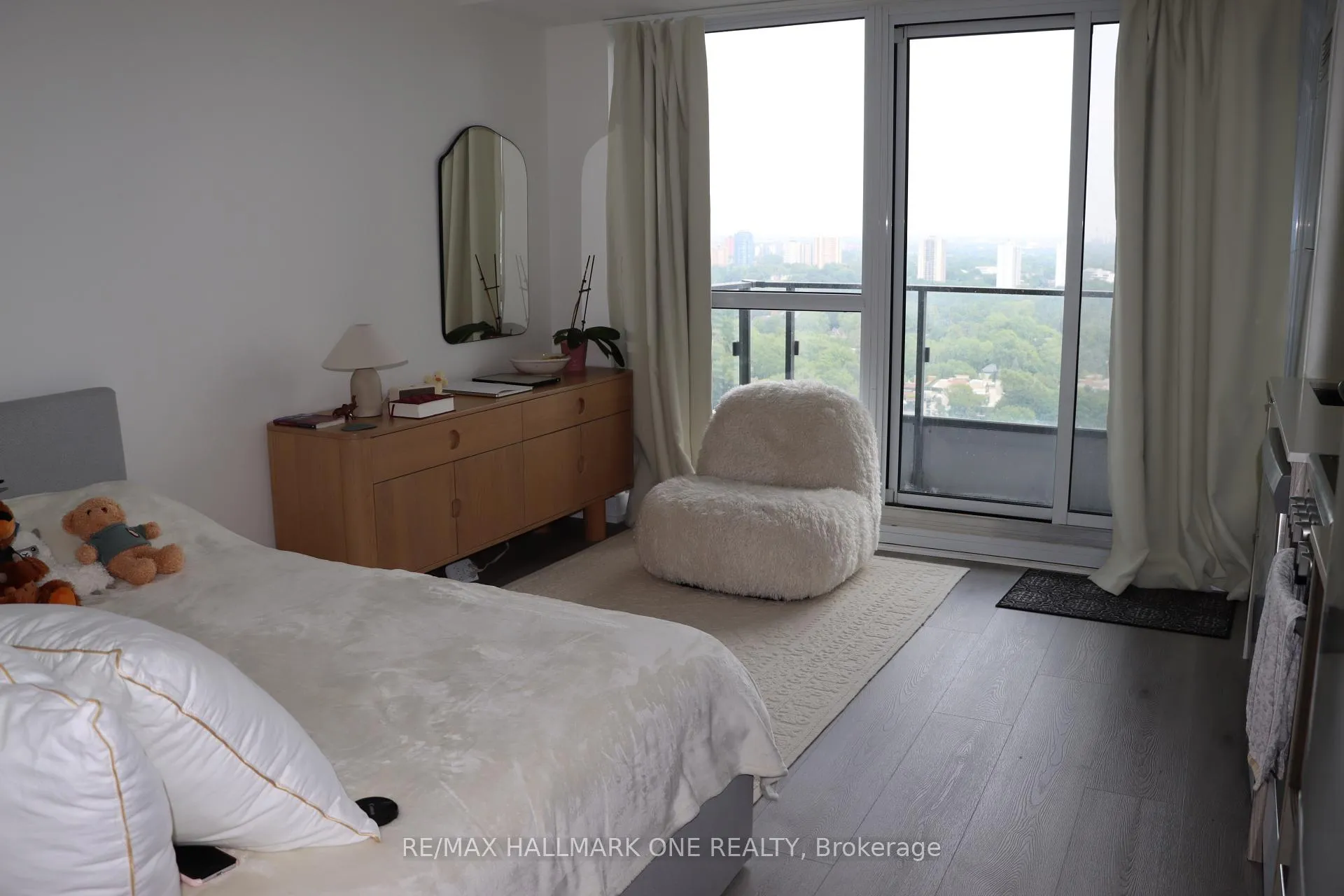 Photo 25 of Unit 2209, 395 Bloor Street E, Toronto, North St. James Town — HOMEH
