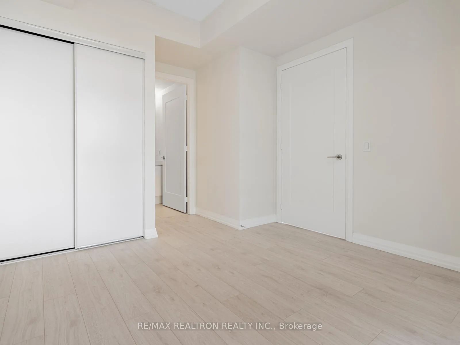 Photo 15 of Unit 217, 27 Korda Gate, Vaughan, Vellore Village — HOMEH