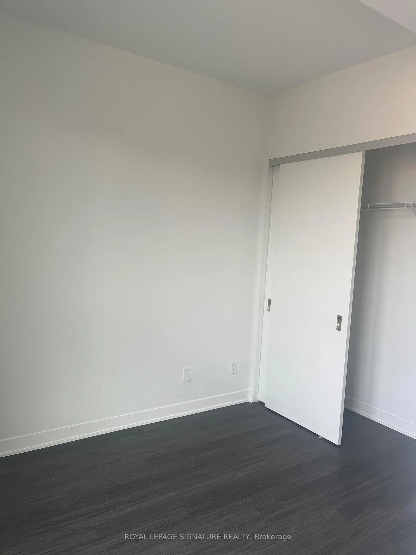 Photo 7 of Unit 511, 185 Alberta Avenue, Toronto, Oakwood Village — HOMEH