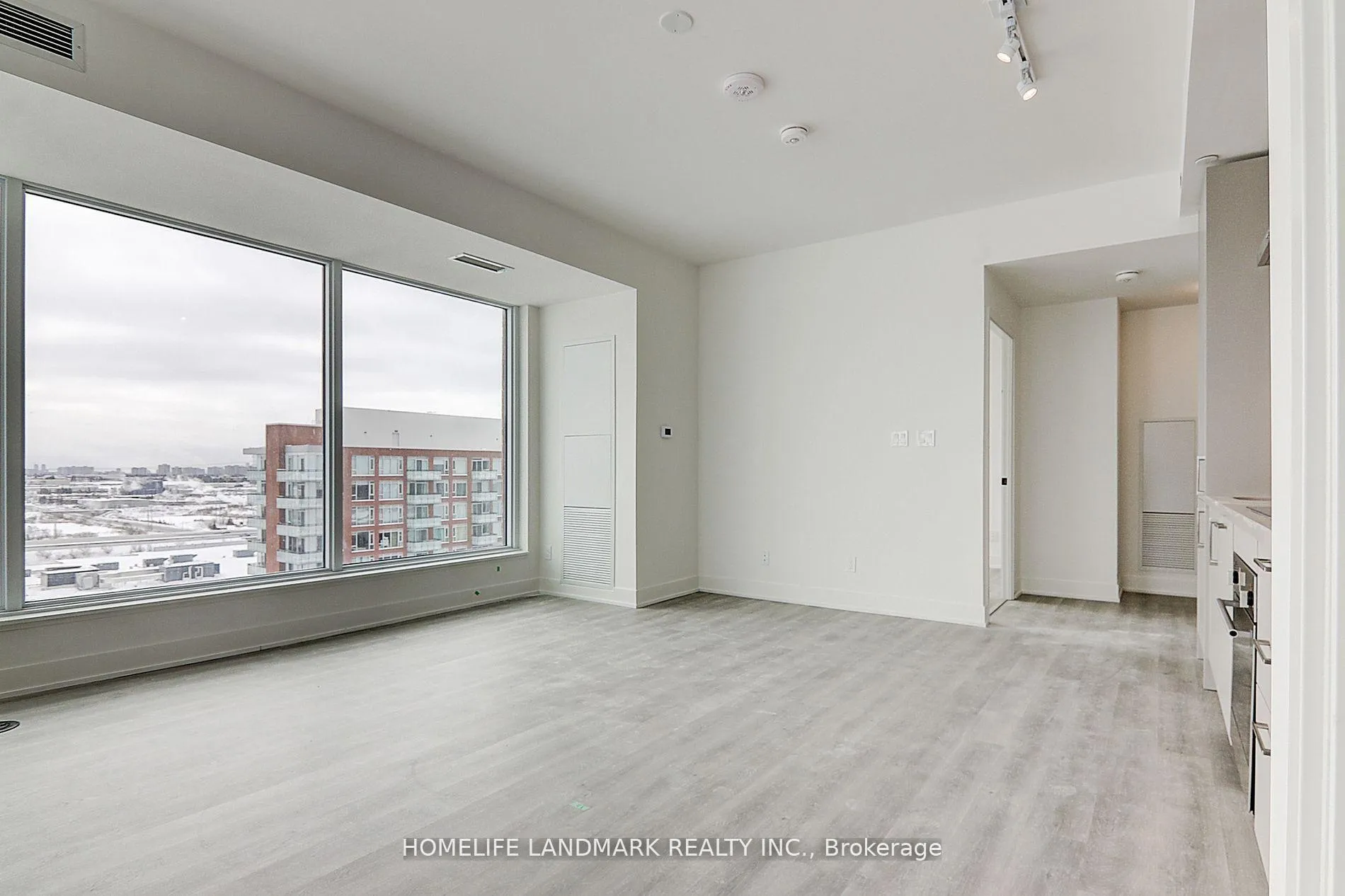 Photo 8 of Unit 2007, 38 Andre de Grasse Street, Markham, Unionville — HOMEH