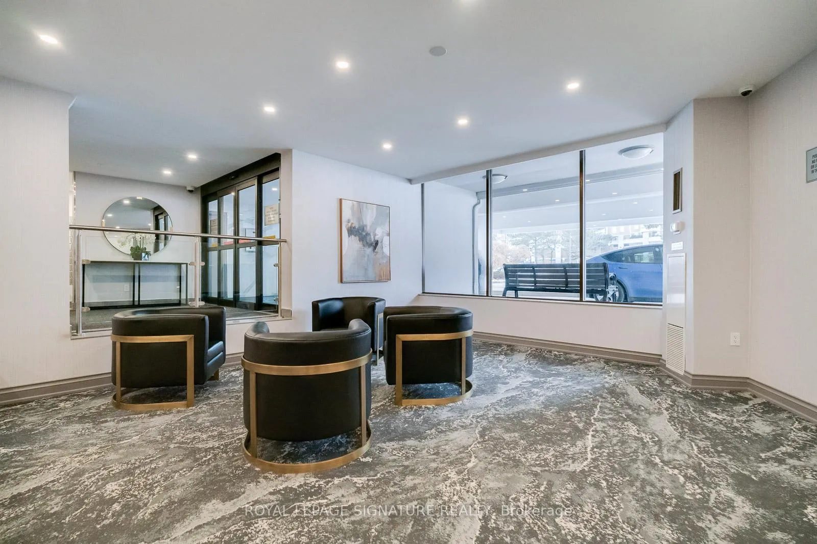 Photo 4 of Unit 1202, 10 Edgecliff Golfway, Toronto, Flemingdon Park — HOMEH