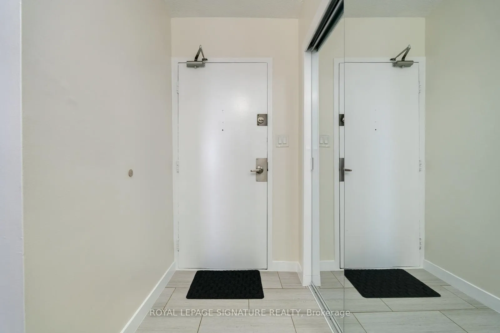 Photo 6 of Unit 1202, 10 Edgecliff Golfway, Toronto, Flemingdon Park — HOMEH