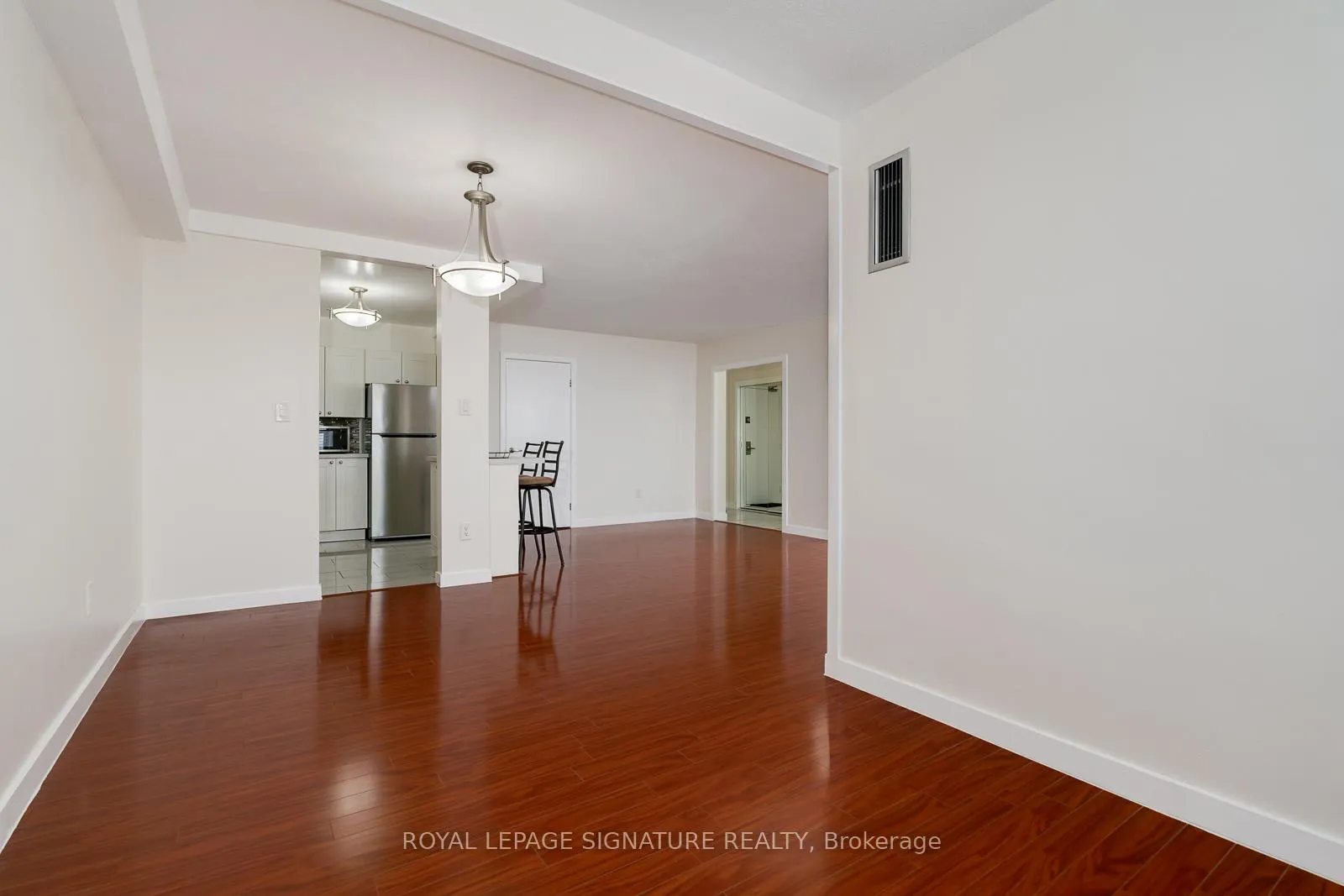 Photo 17 of Unit 1202, 10 Edgecliff Golfway, Toronto, Flemingdon Park — HOMEH