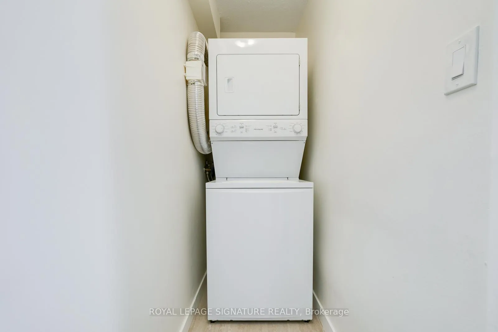 Photo 28 of Unit 1202, 10 Edgecliff Golfway, Toronto, Flemingdon Park — HOMEH