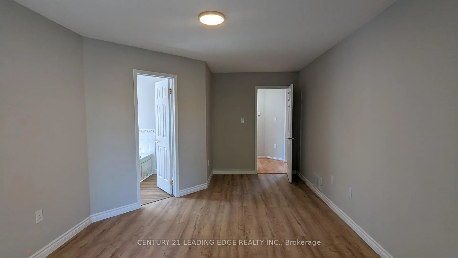 Photo 11 of 76 Srigley Street, Barrie, Holly — HOMEH