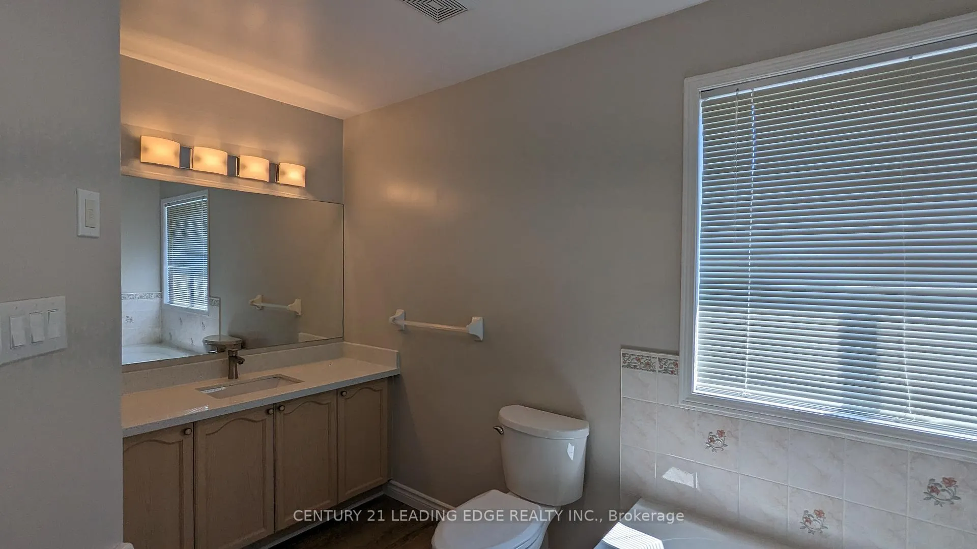 Photo 14 of 76 Srigley Street, Barrie, Holly — HOMEH
