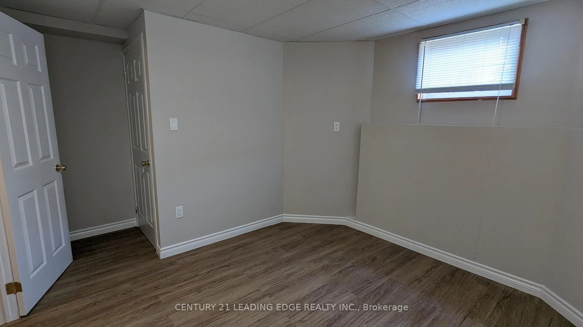 Photo 22 of 76 Srigley Street, Barrie, Holly — HOMEH