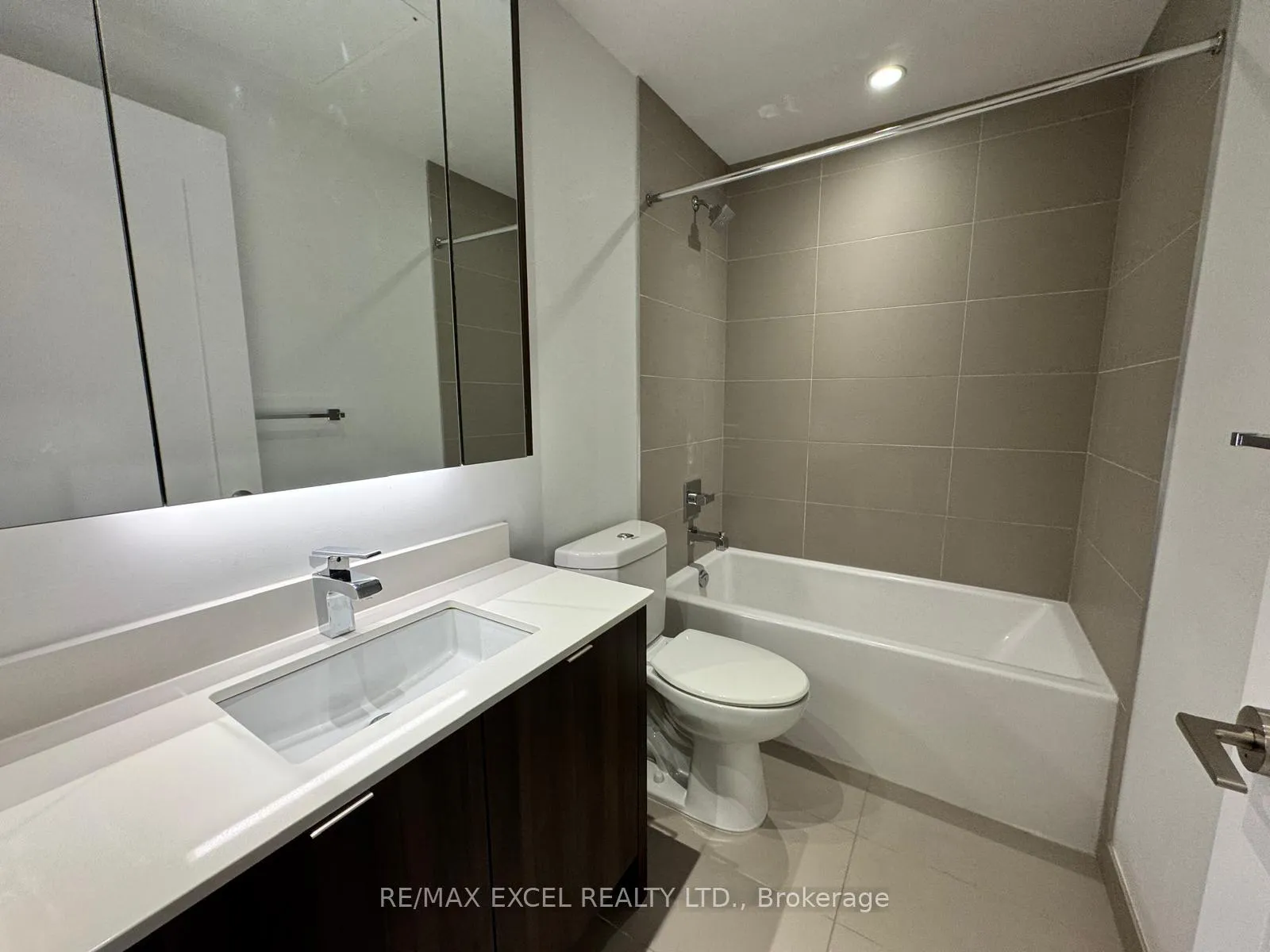 Photo 11 of Unit 629, 55 Merchants' Wharf, Toronto, Waterfront Communities — HOMEH