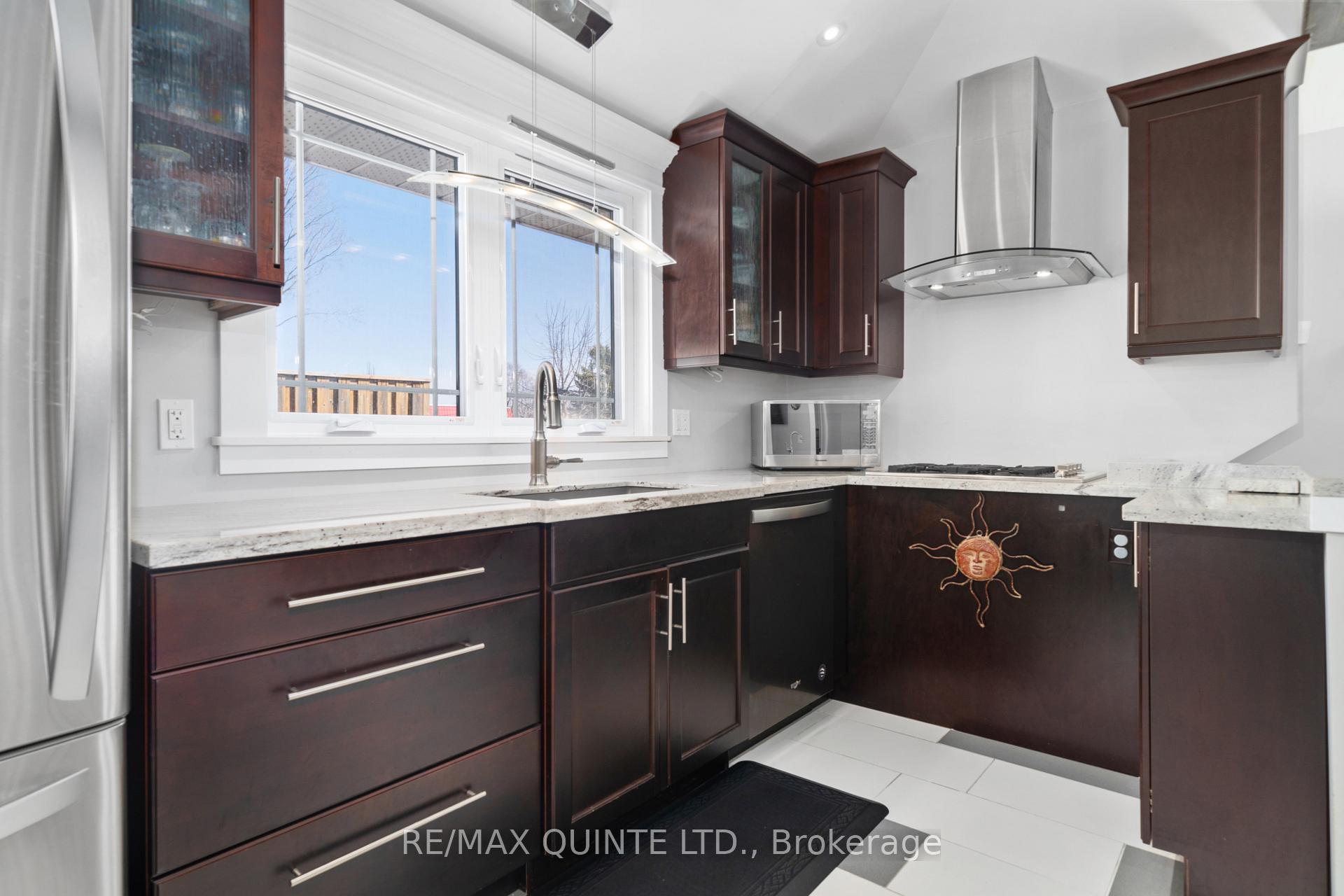 Photo 13 of 83 Crestview Avenue, Belleville, Belleville Ward — HOMEH