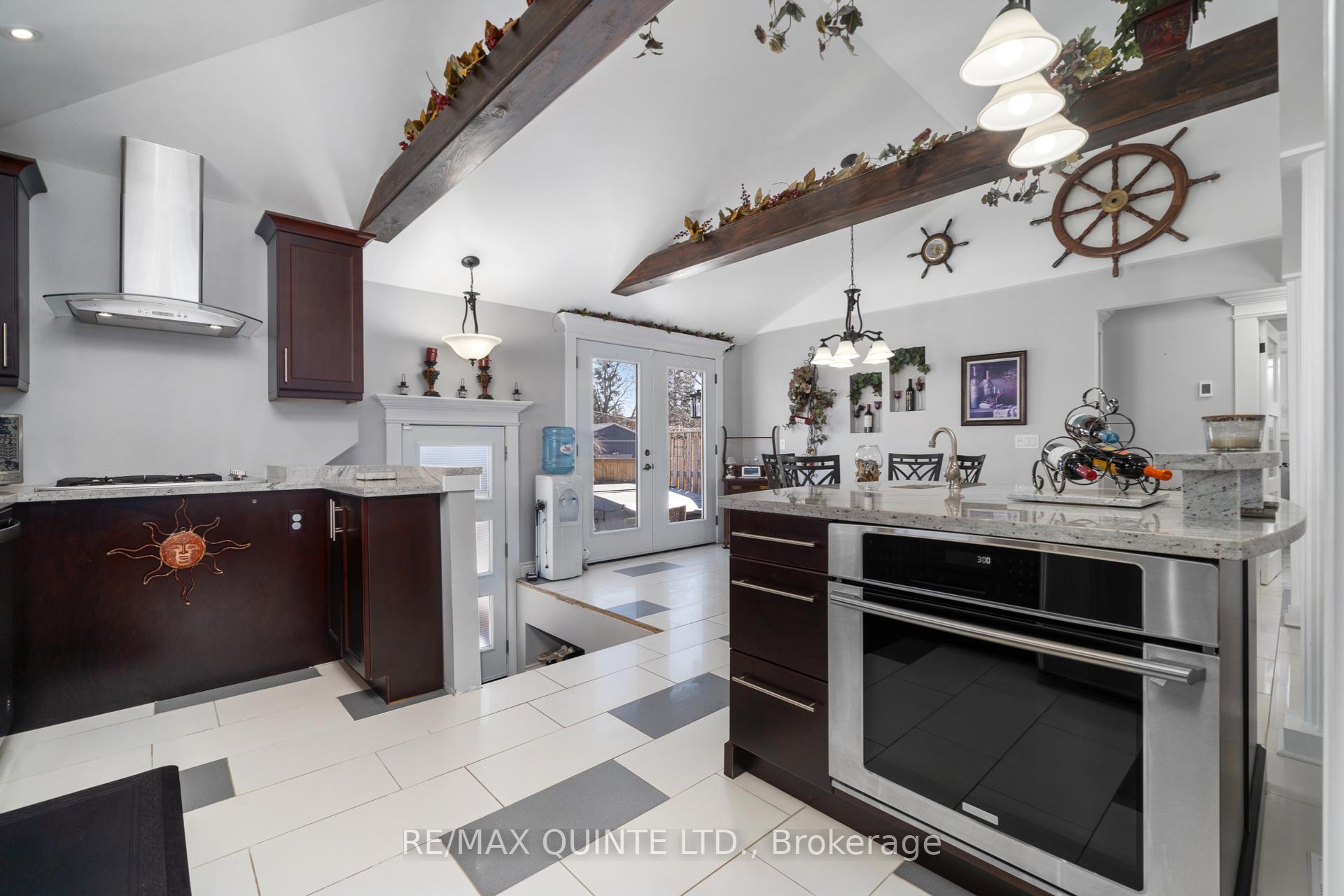 Photo 14 of 83 Crestview Avenue, Belleville, Belleville Ward — HOMEH