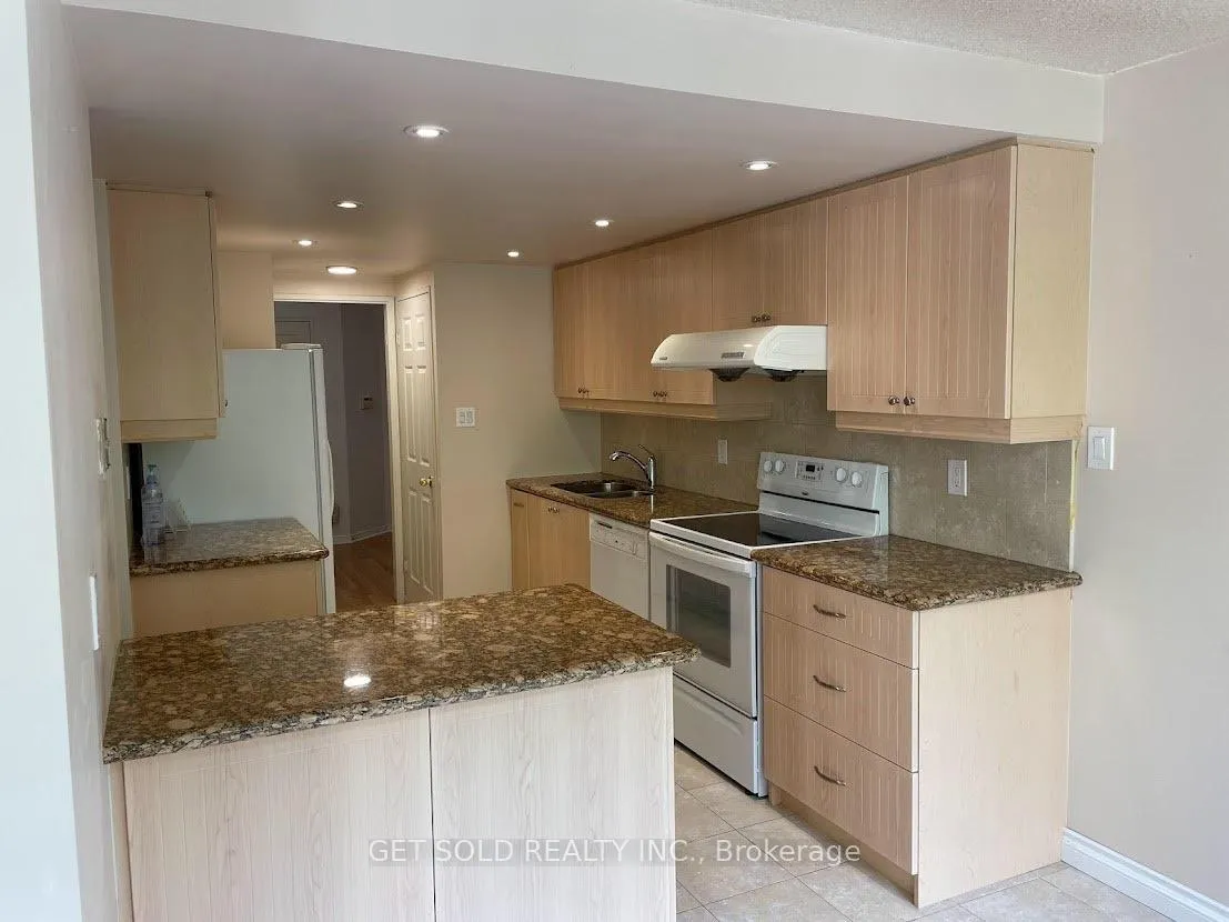 Photo 4 of Unit 401, 280 Simcoe Street, Toronto, University — HOMEH