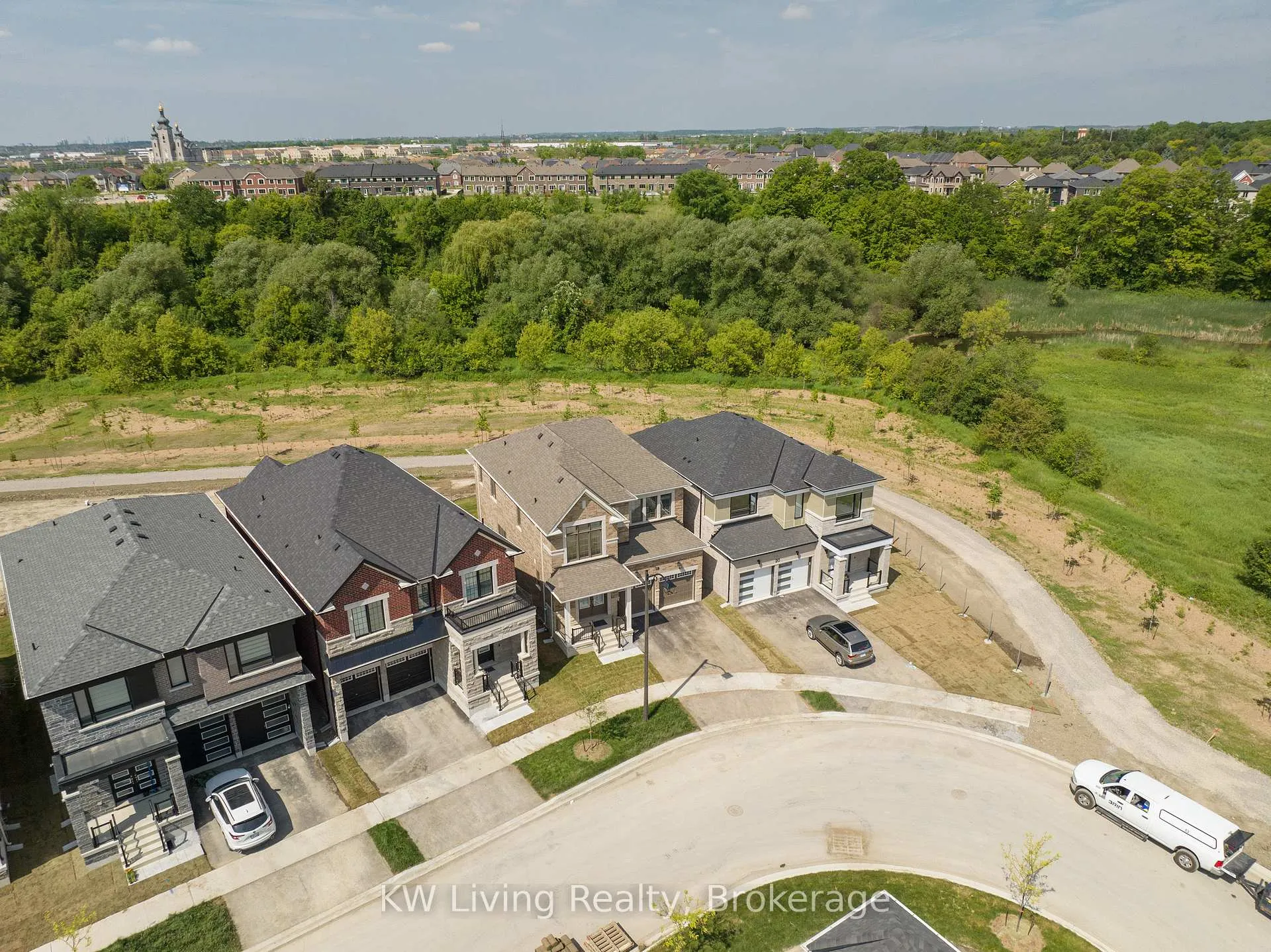 Photo 34 of 18 Berczy Manor Crescent, Markham, Victoria Square — HOMEH
