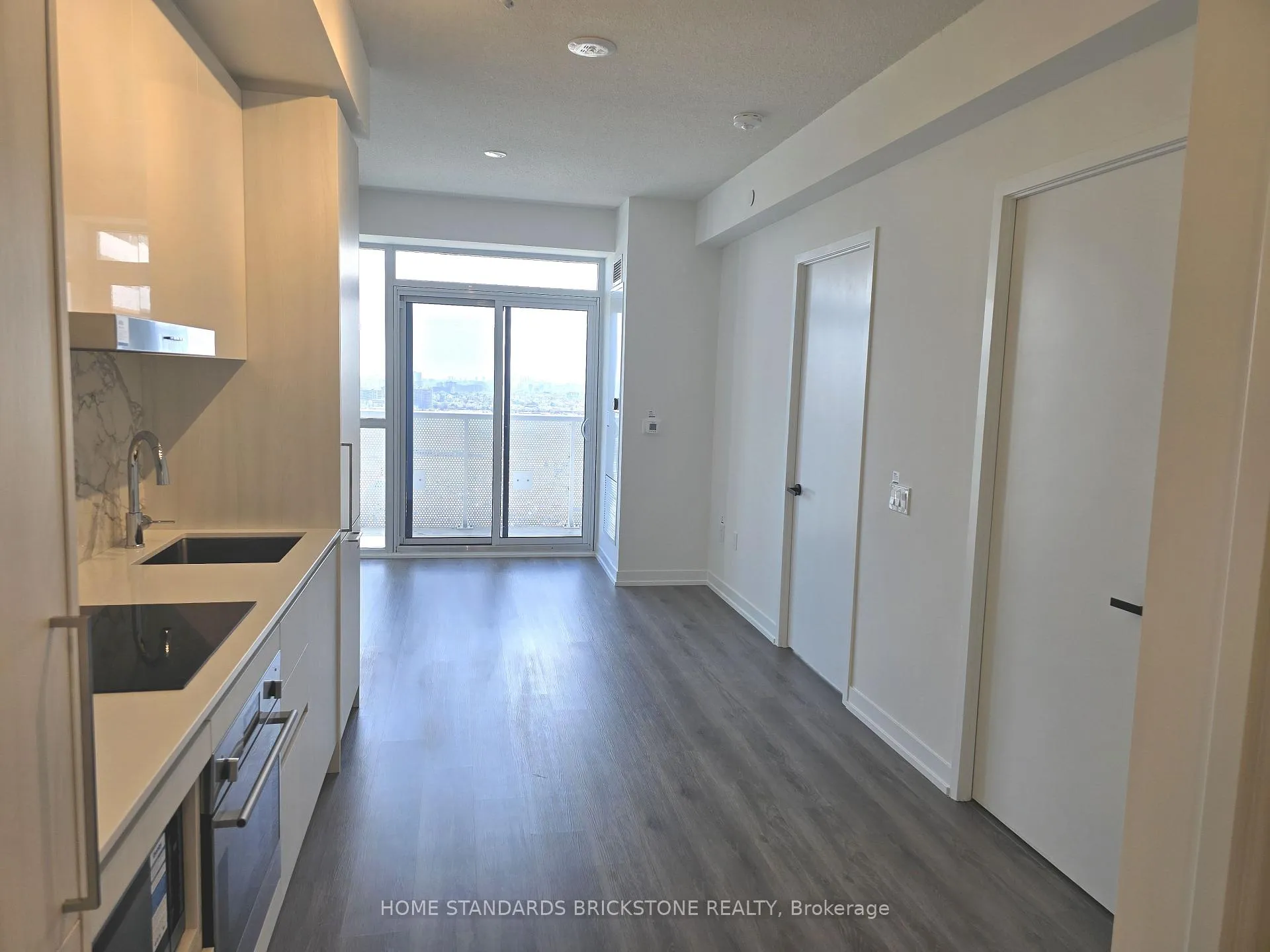 Photo 4 of Unit 2905, 225 Commerce Street, Vaughan, Vaughan Corporate Centre — HOMEH