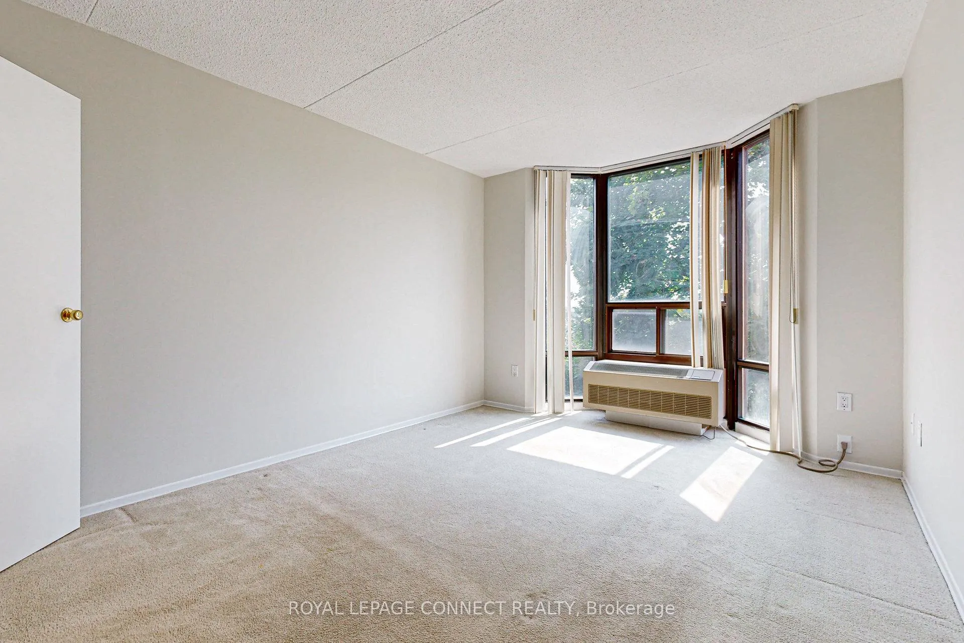 Photo 29 of Unit 408, 1540 Pickering Parkway, Pickering, Town Centre — HOMEH