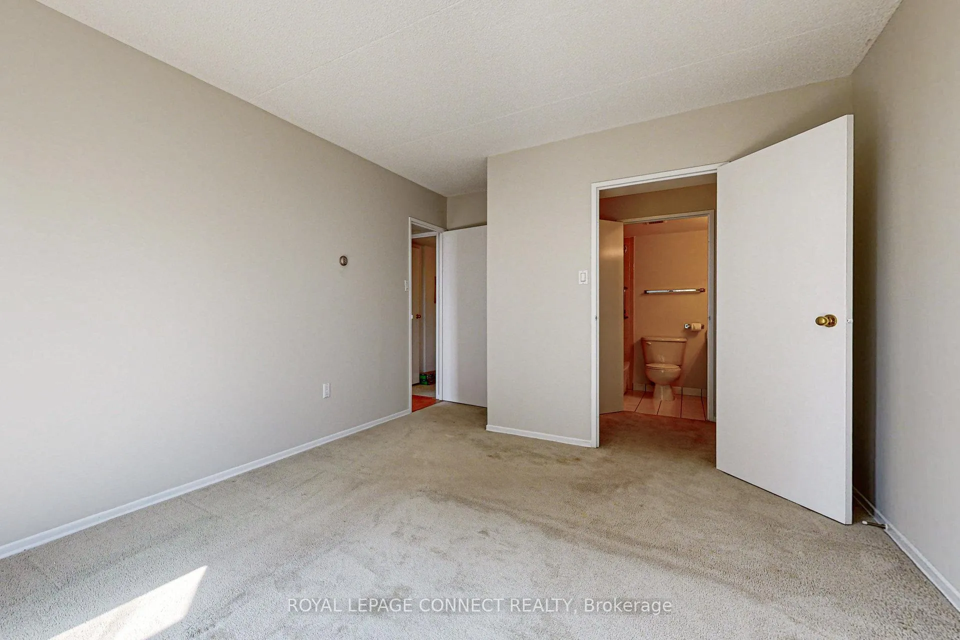 Photo 31 of Unit 408, 1540 Pickering Parkway, Pickering, Town Centre — HOMEH