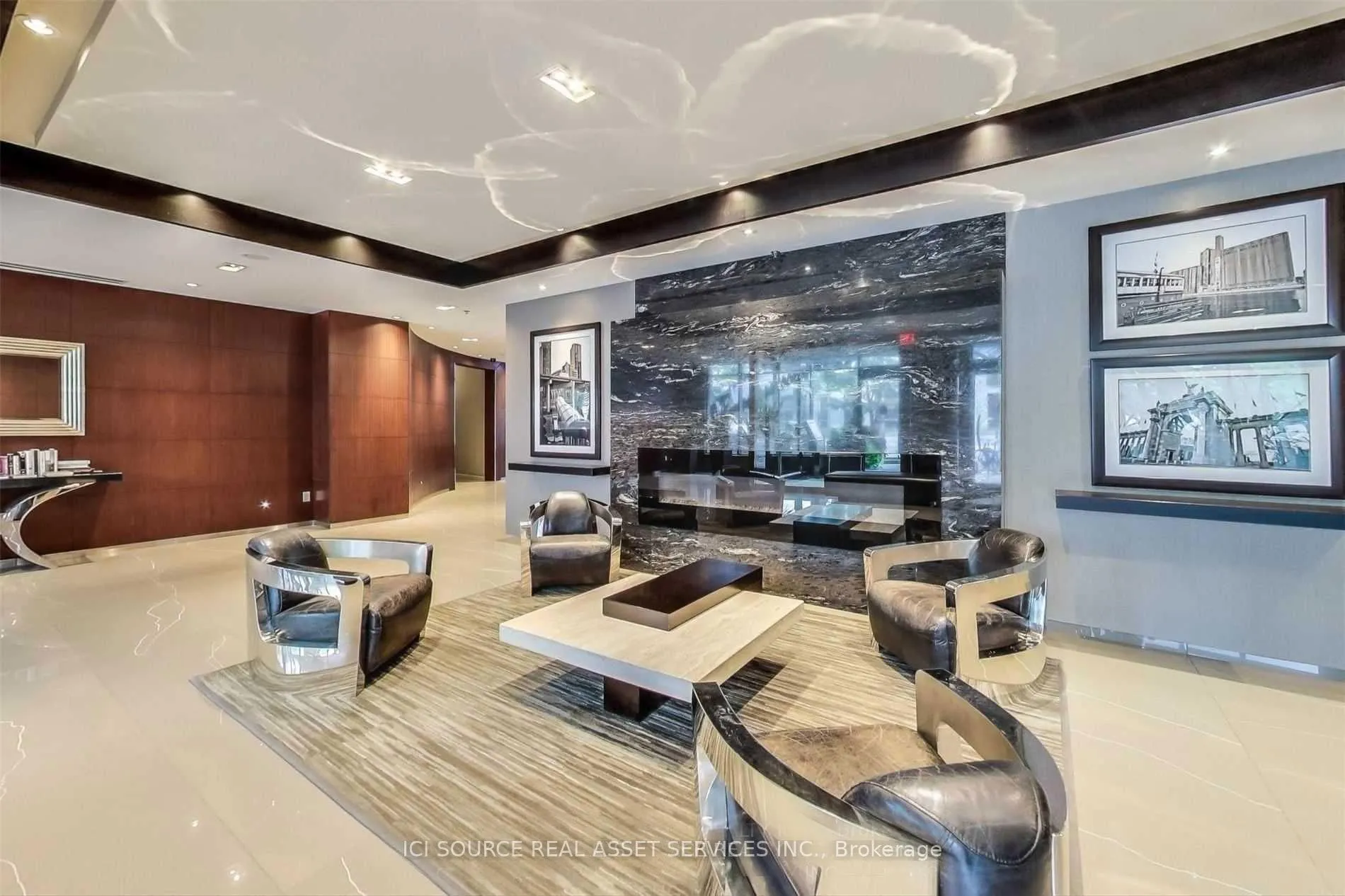 Photo 2 of Unit 704, 231 Fort York Boulevard, Toronto, Niagara — HOMEH