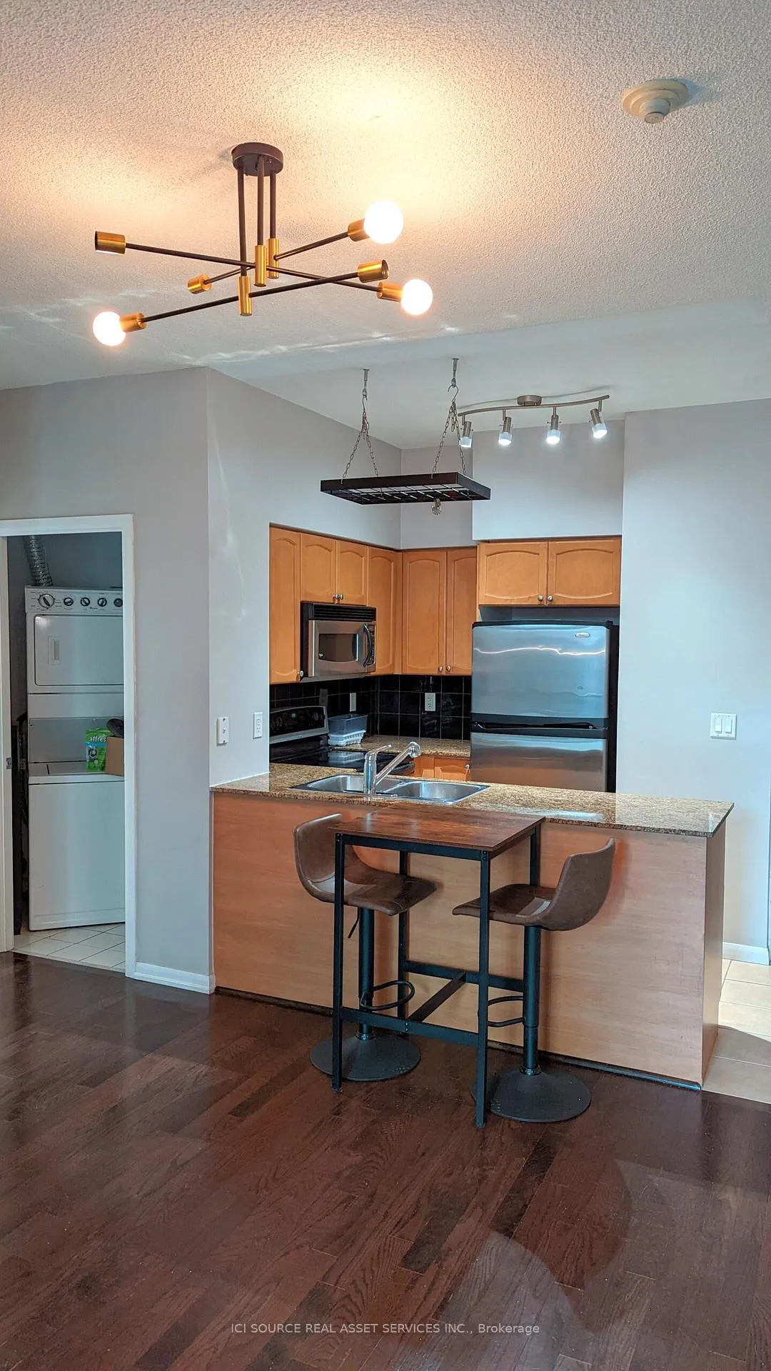 Photo 9 of Unit 704, 231 Fort York Boulevard, Toronto, Niagara — HOMEH