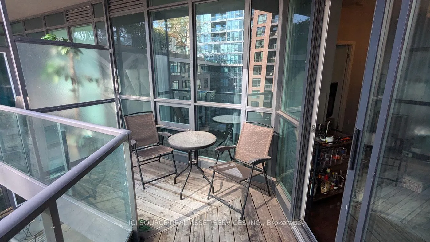 Photo 13 of Unit 704, 231 Fort York Boulevard, Toronto, Niagara — HOMEH