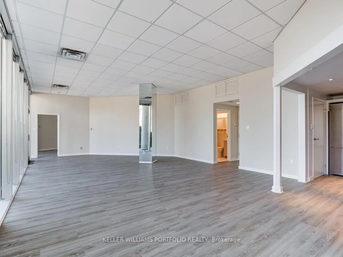 Photo 4 of Unit 105, 401 Queens Quay W, Toronto, Waterfront Communities — HOMEH
