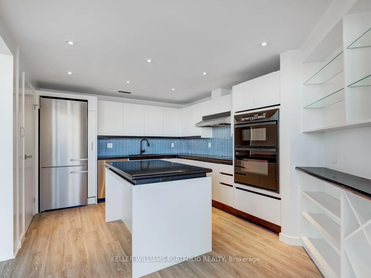 Photo 5 of Unit 105, 401 Queens Quay W, Toronto, Waterfront Communities — HOMEH