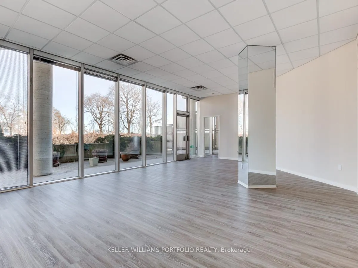 Photo 9 of Unit 105, 401 Queens Quay W, Toronto, Waterfront Communities — HOMEH