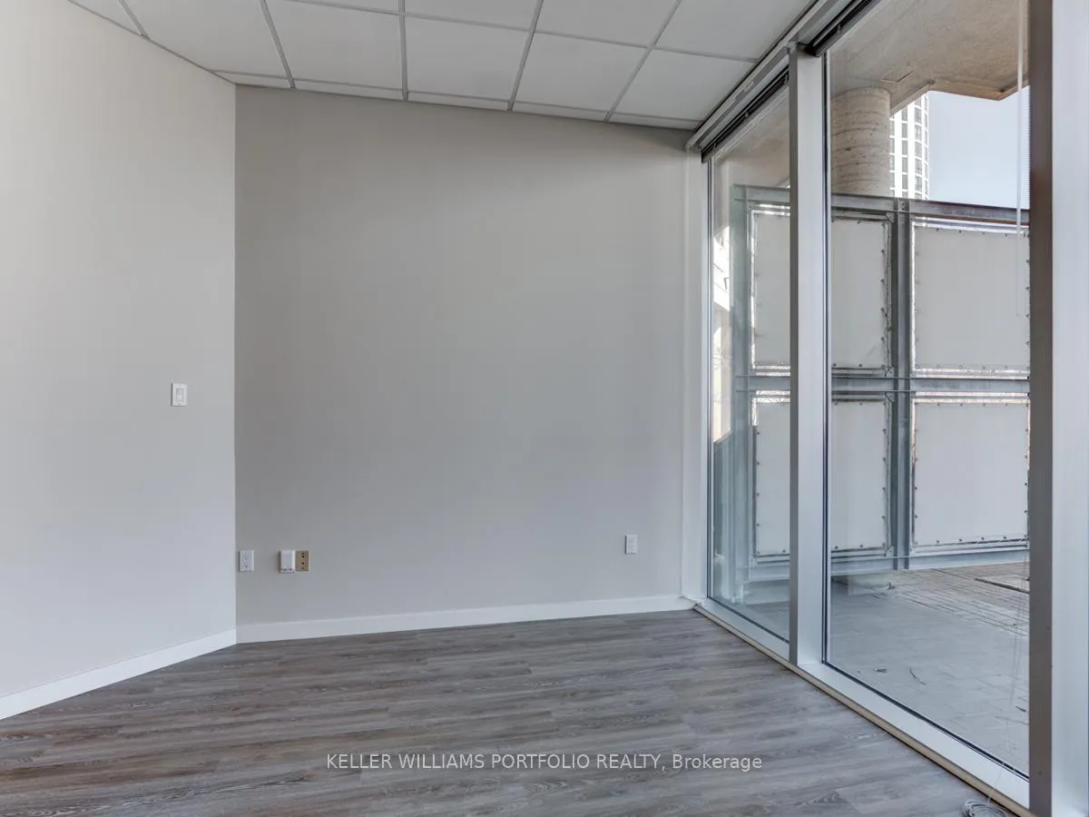 Photo 16 of Unit 105, 401 Queens Quay W, Toronto, Waterfront Communities — HOMEH