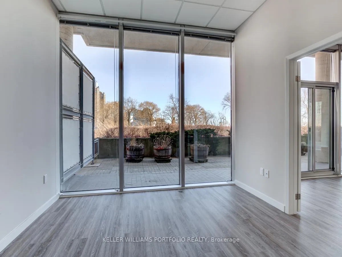 Photo 17 of Unit 105, 401 Queens Quay W, Toronto, Waterfront Communities — HOMEH