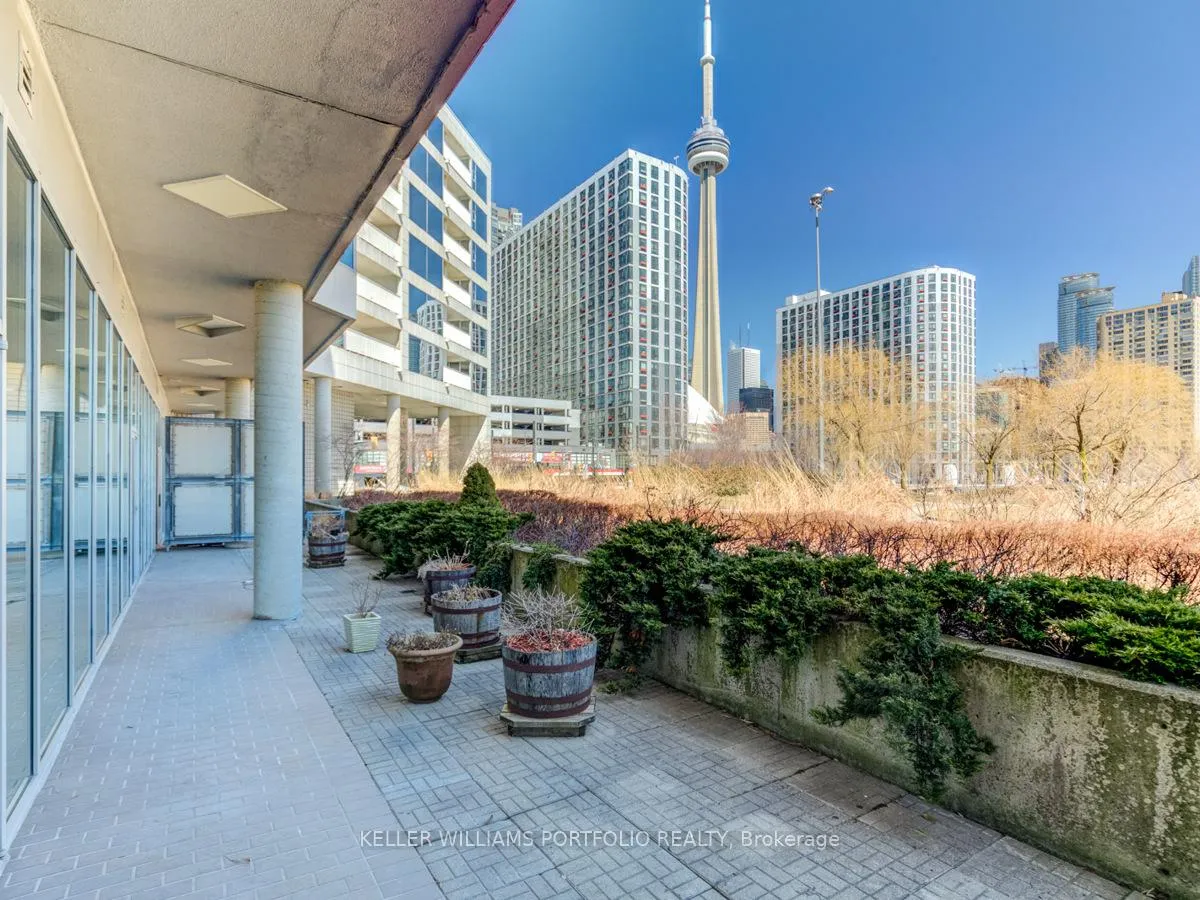 Photo 18 of Unit 105, 401 Queens Quay W, Toronto, Waterfront Communities — HOMEH