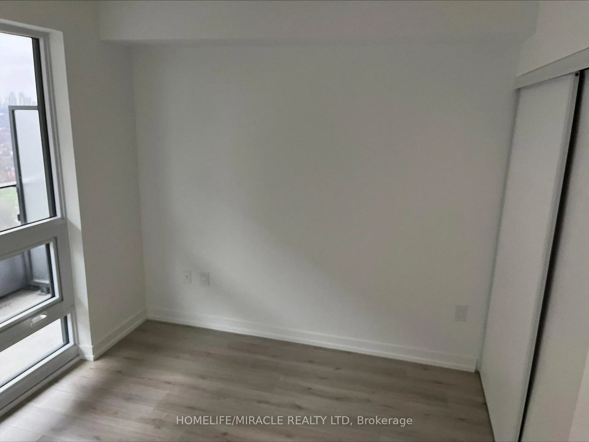 Photo 1 of Unit 2204, 395 Bloor Street E, Toronto, Cabbagetown-South St. James Town — HOMEH