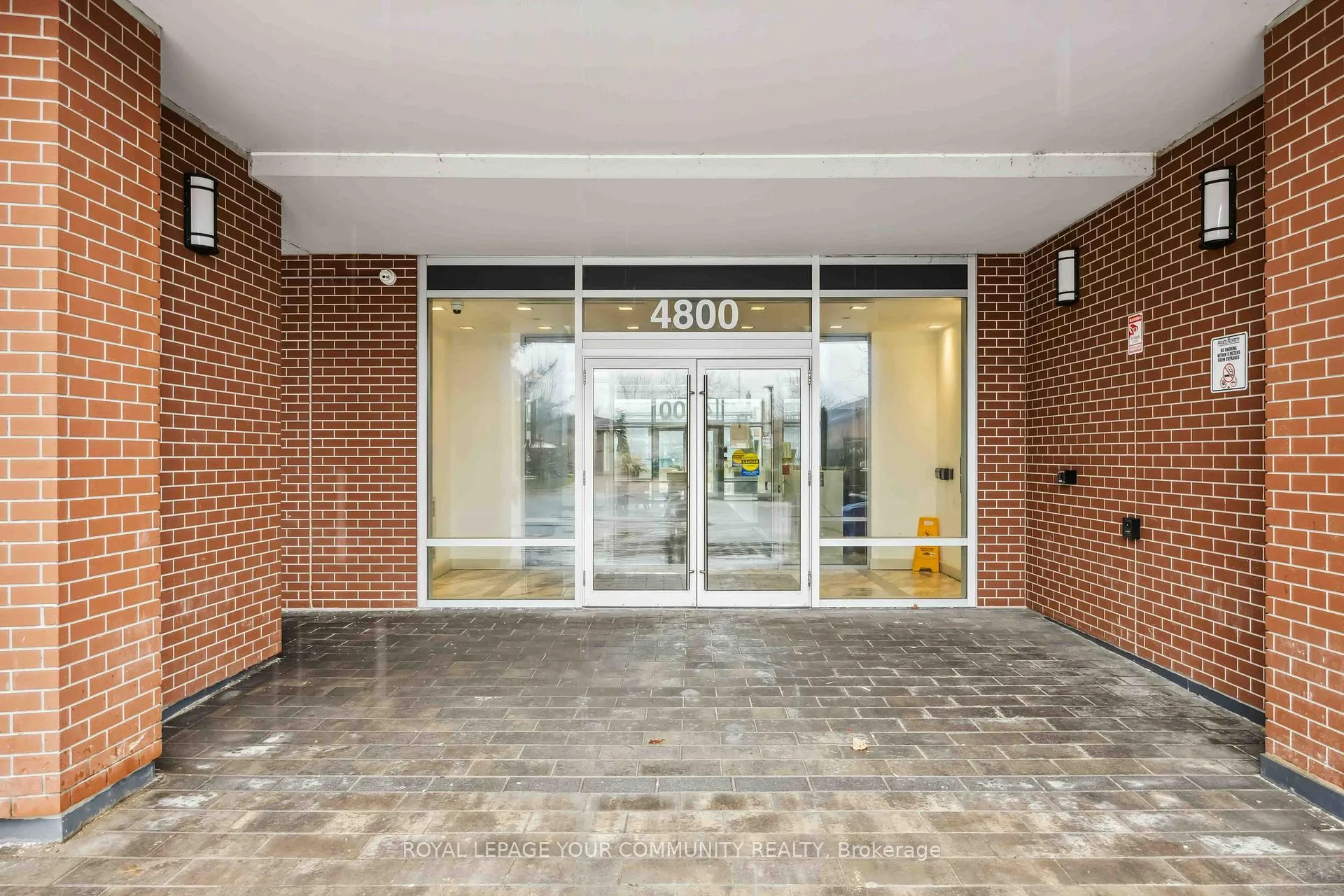 Photo 2 of Unit 916, 4800 Highway 7, Vaughan, East Woodbridge — HOMEH