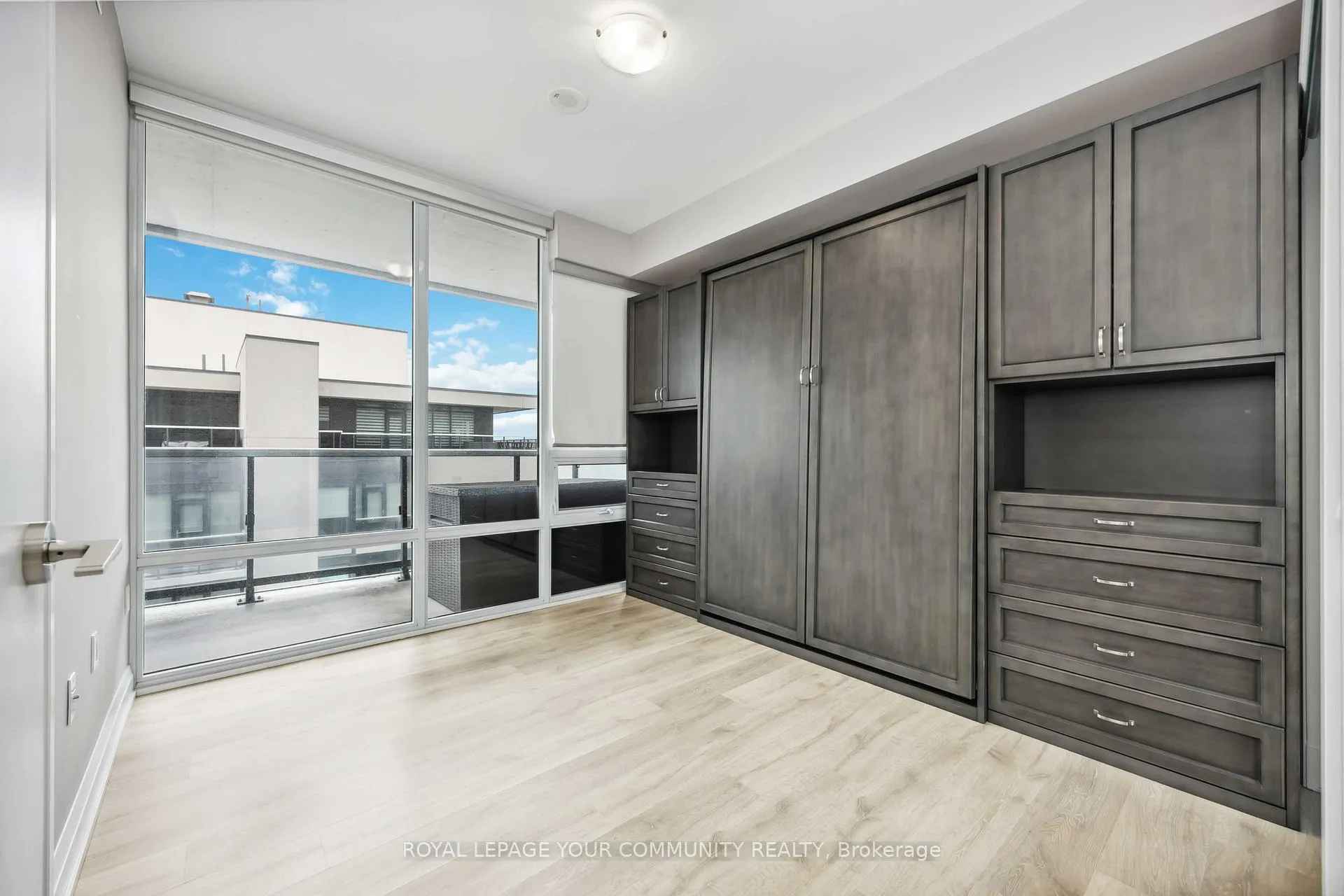 Photo 14 of Unit 916, 4800 Highway 7, Vaughan, East Woodbridge — HOMEH