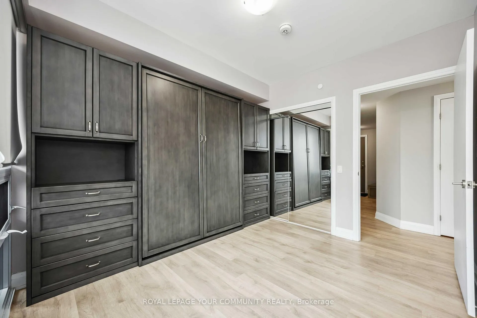 Photo 15 of Unit 916, 4800 Highway 7, Vaughan, East Woodbridge — HOMEH