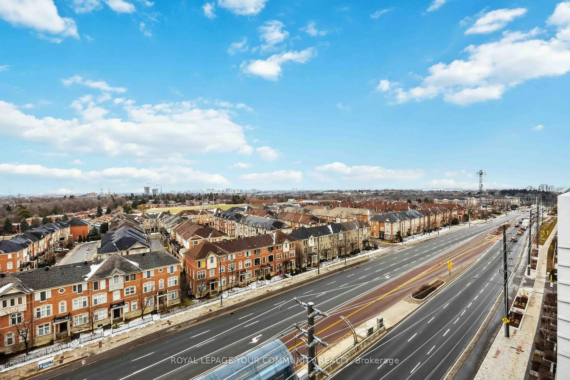 Photo 26 of Unit 916, 4800 Highway 7, Vaughan, East Woodbridge — HOMEH