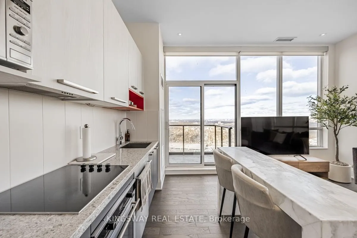 Photo 5 of Unit PH4407, 36 ParkLawn Road, Markham, Thornlea — HOMEH