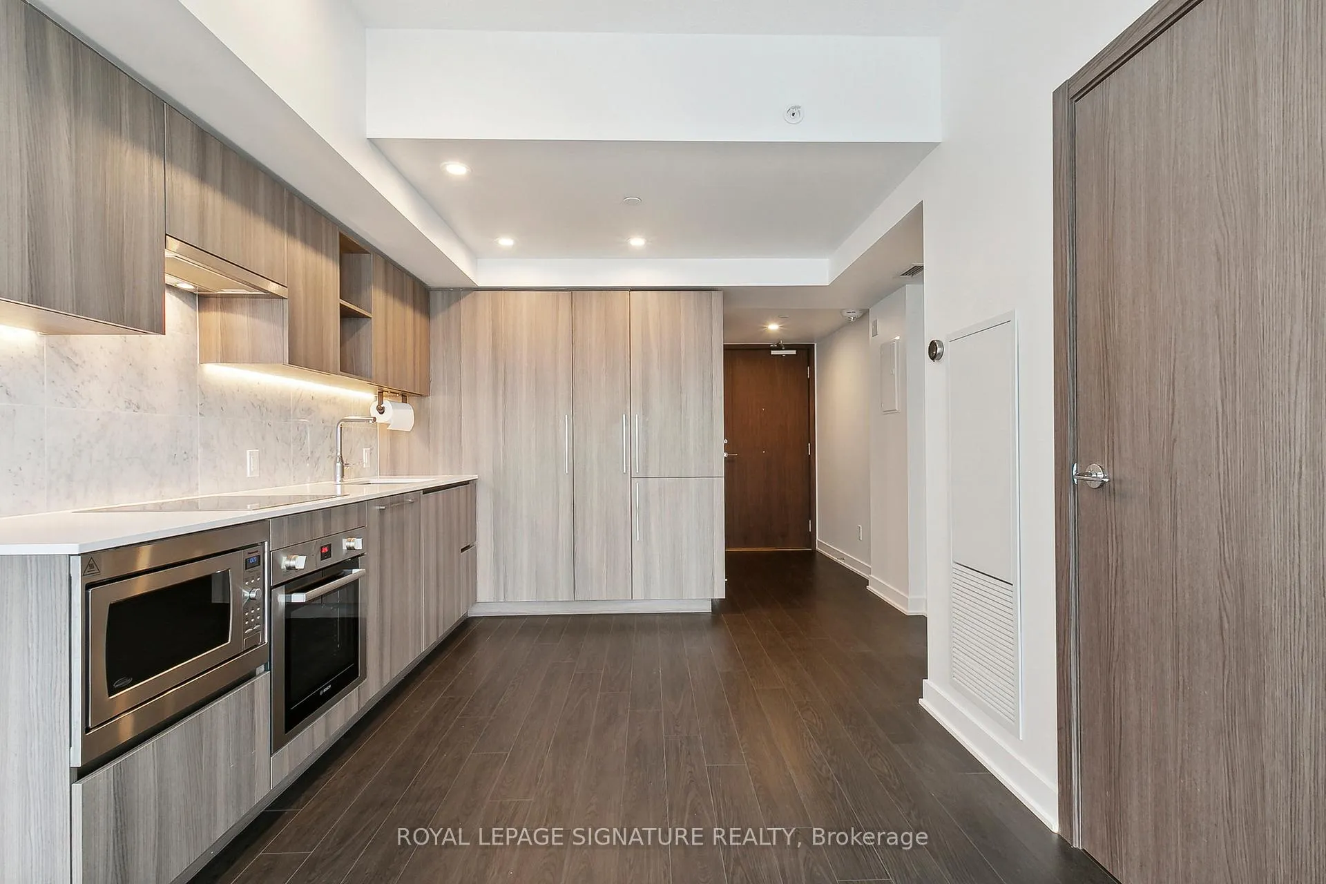 Photo 17 of Unit 3001, 19 Bathurst Street, Toronto, Waterfront Communities — HOMEH
