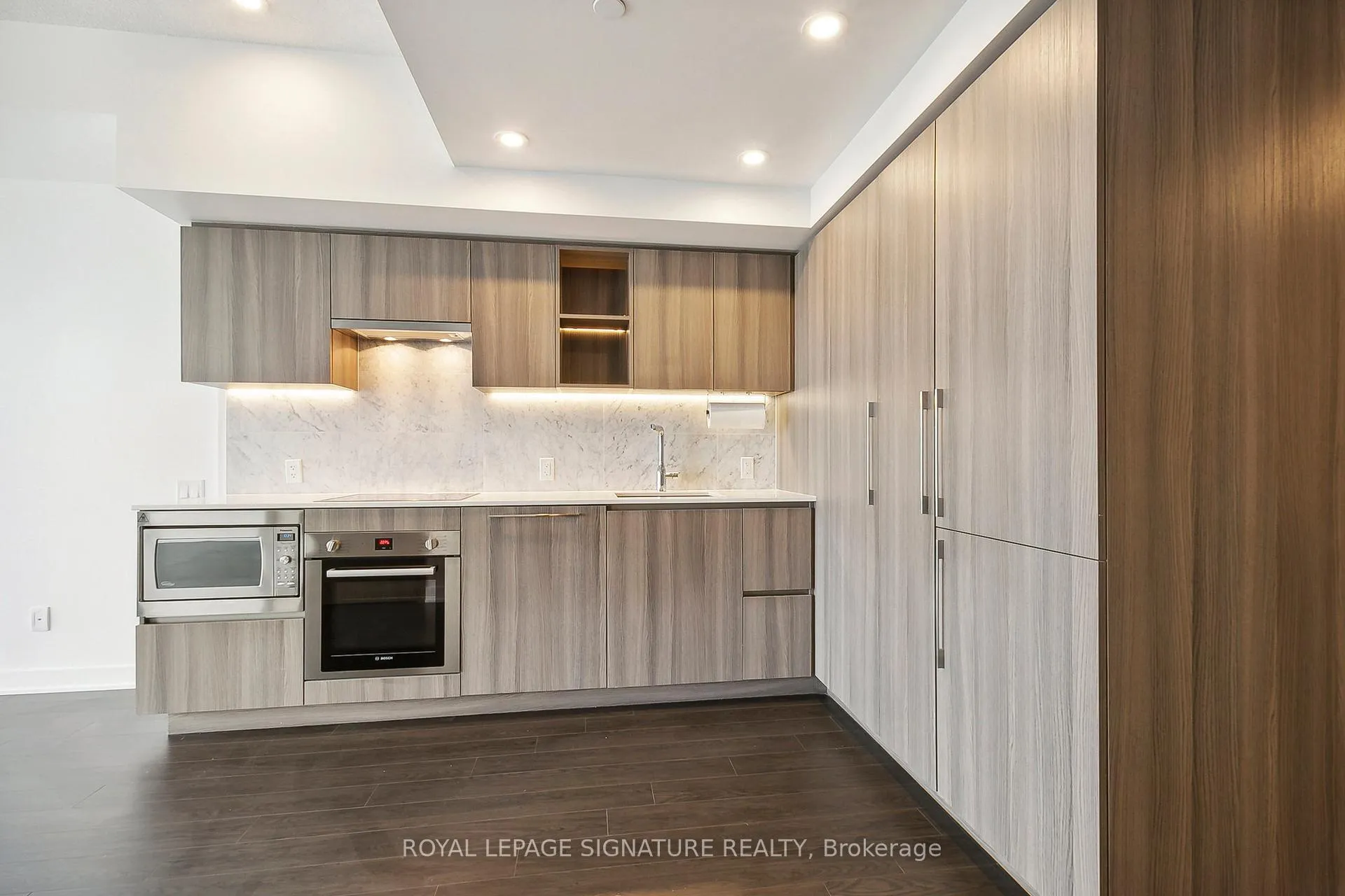 Photo 21 of Unit 3001, 19 Bathurst Street, Toronto, Waterfront Communities — HOMEH