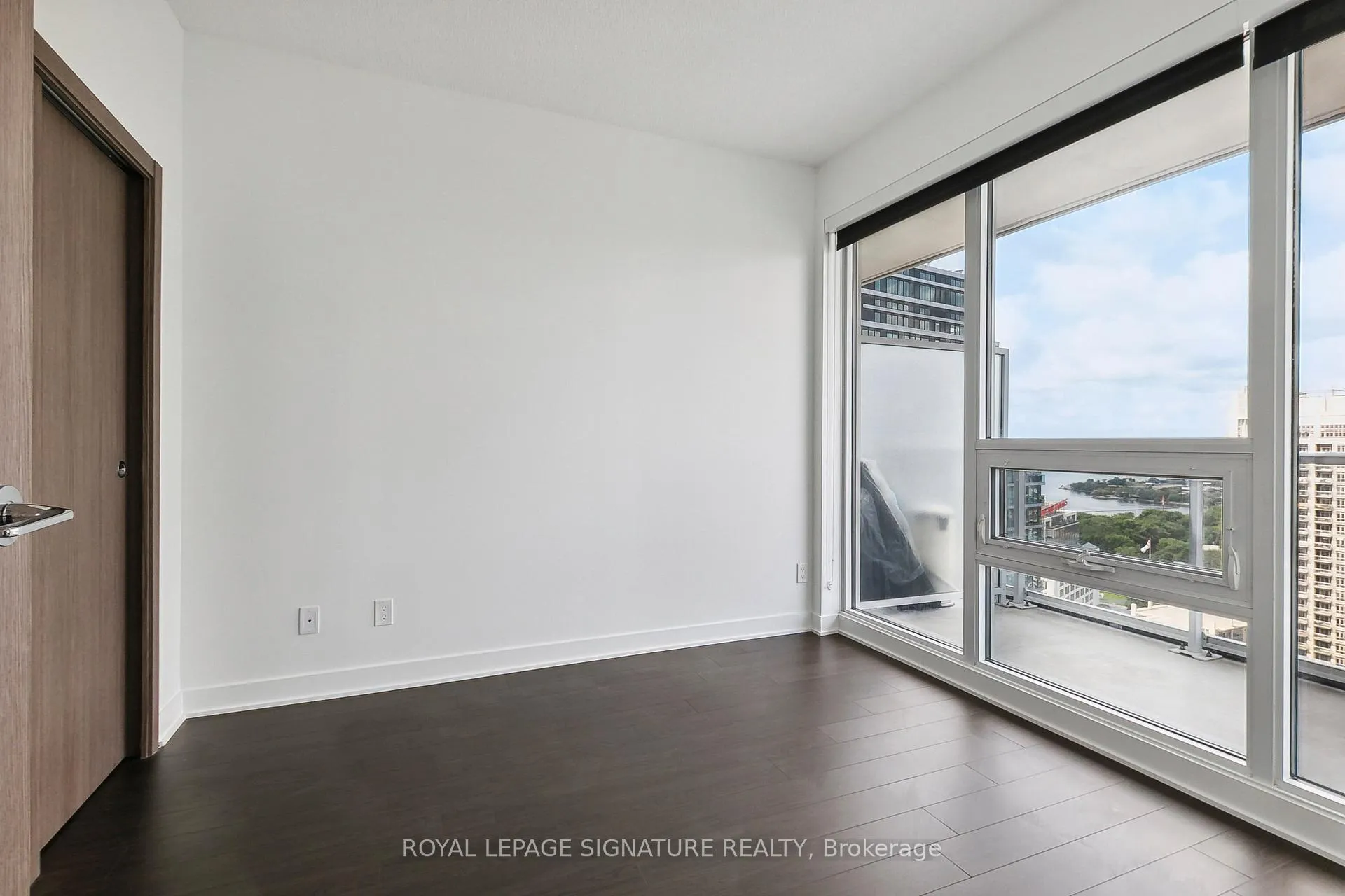 Photo 28 of Unit 3001, 19 Bathurst Street, Toronto, Waterfront Communities — HOMEH