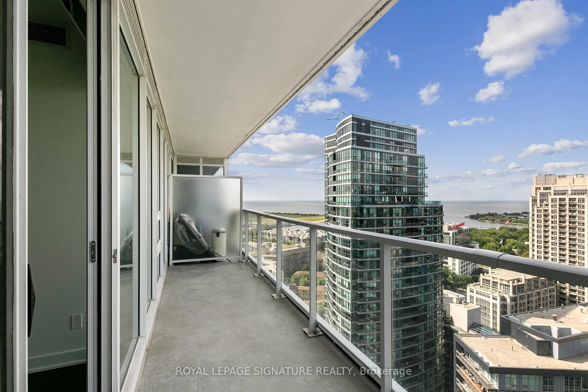 Photo 35 of Unit 3001, 19 Bathurst Street, Toronto, Waterfront Communities — HOMEH