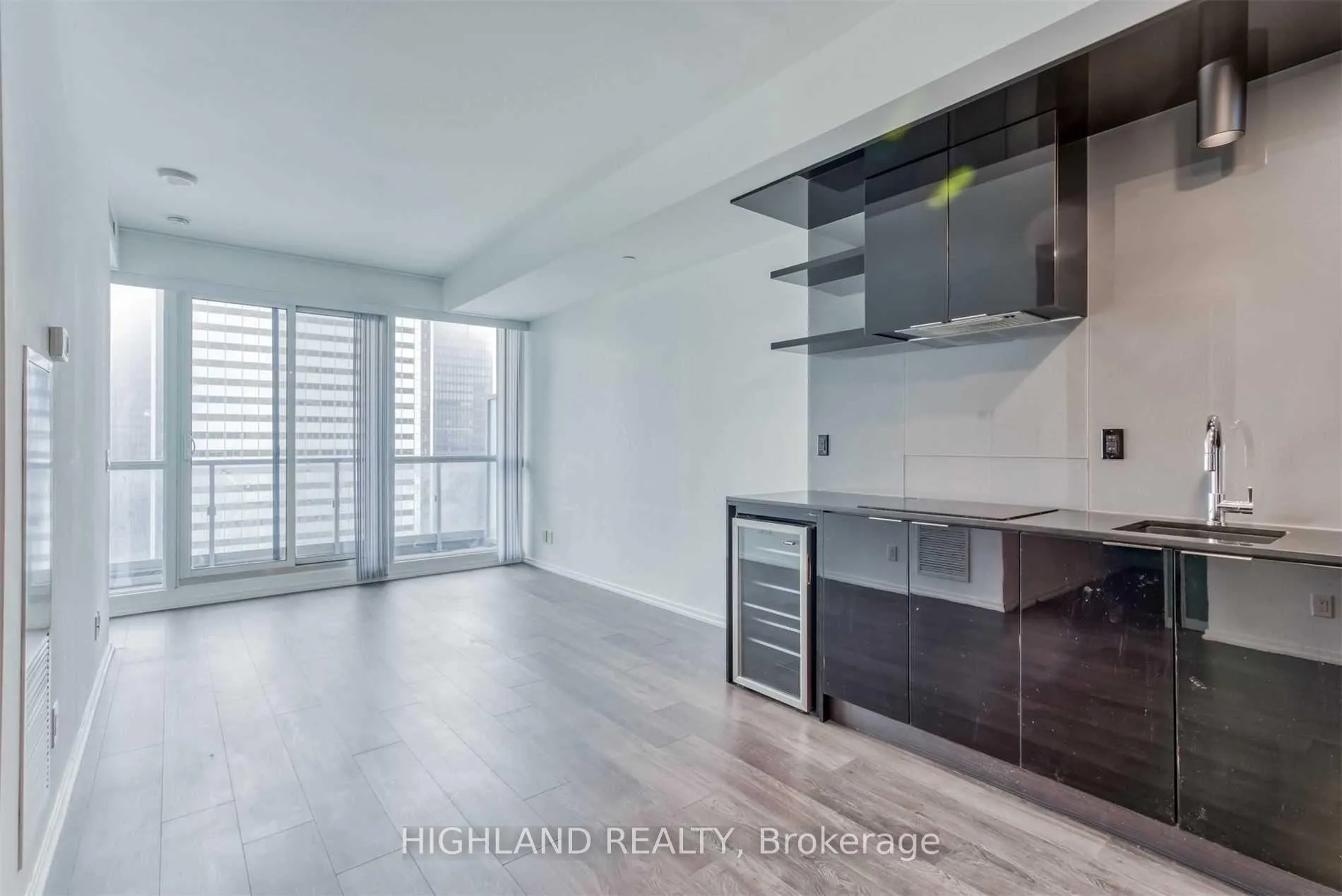 Photo 3 of Unit 3608, 70 Temperance Street, Toronto, Bay Street Corridor — HOMEH