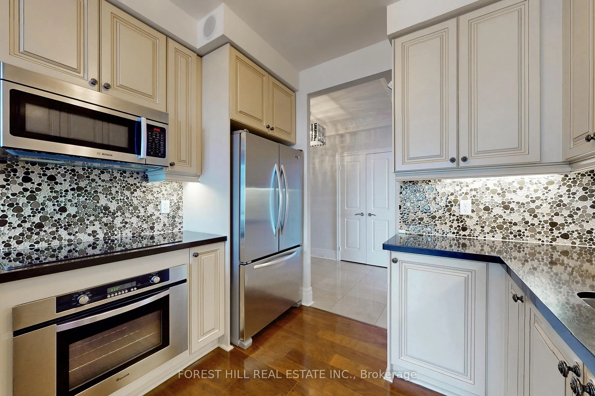 Photo 7 of Unit 3401, 35 Balmuto Street, Toronto, Bay Street Corridor — HOMEH