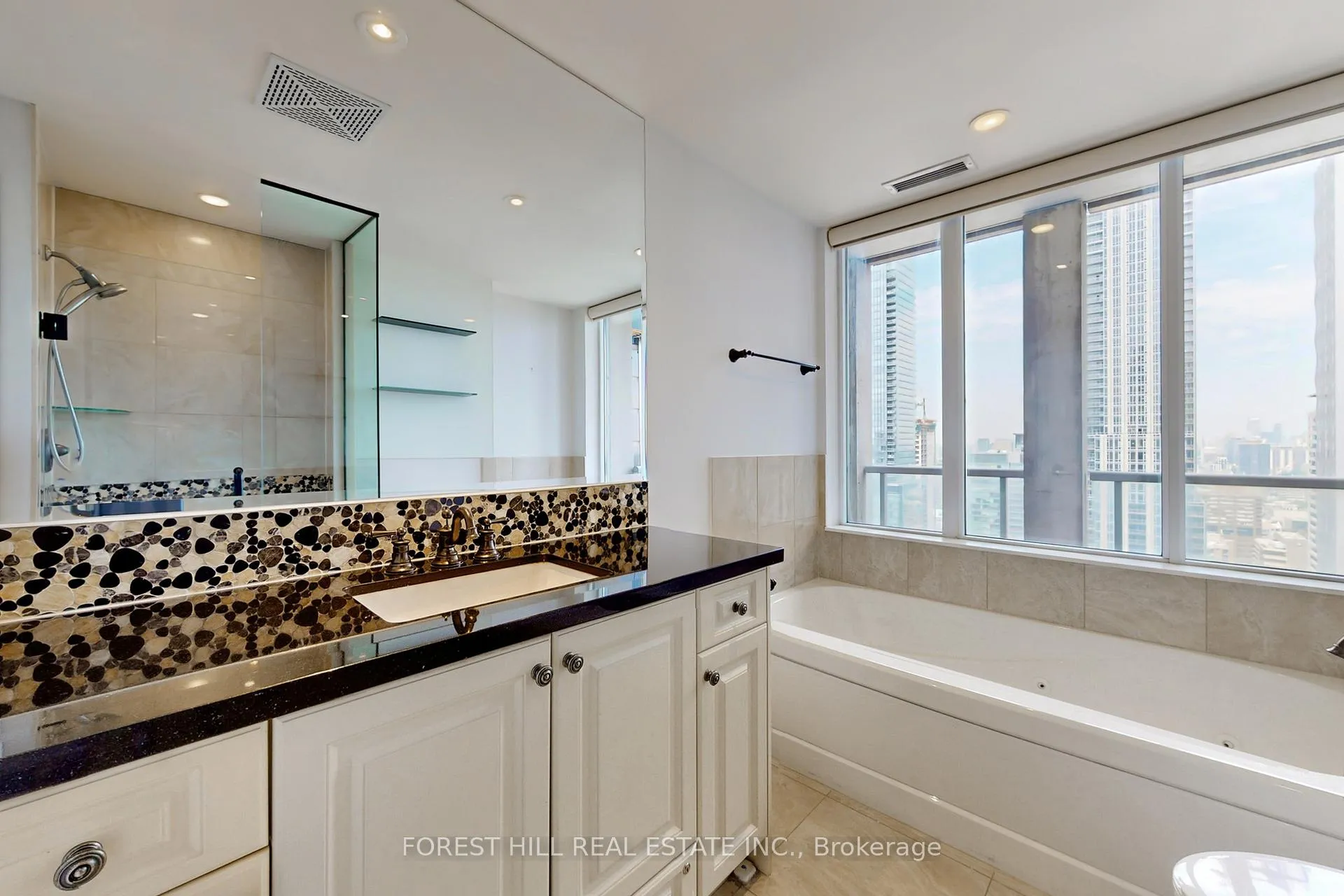 Photo 15 of Unit 3401, 35 Balmuto Street, Toronto, Bay Street Corridor — HOMEH