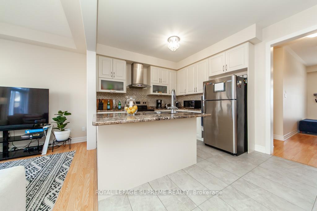 Photo 12 of 126 Wagner Crescent, Essa, Angus — HOMEH