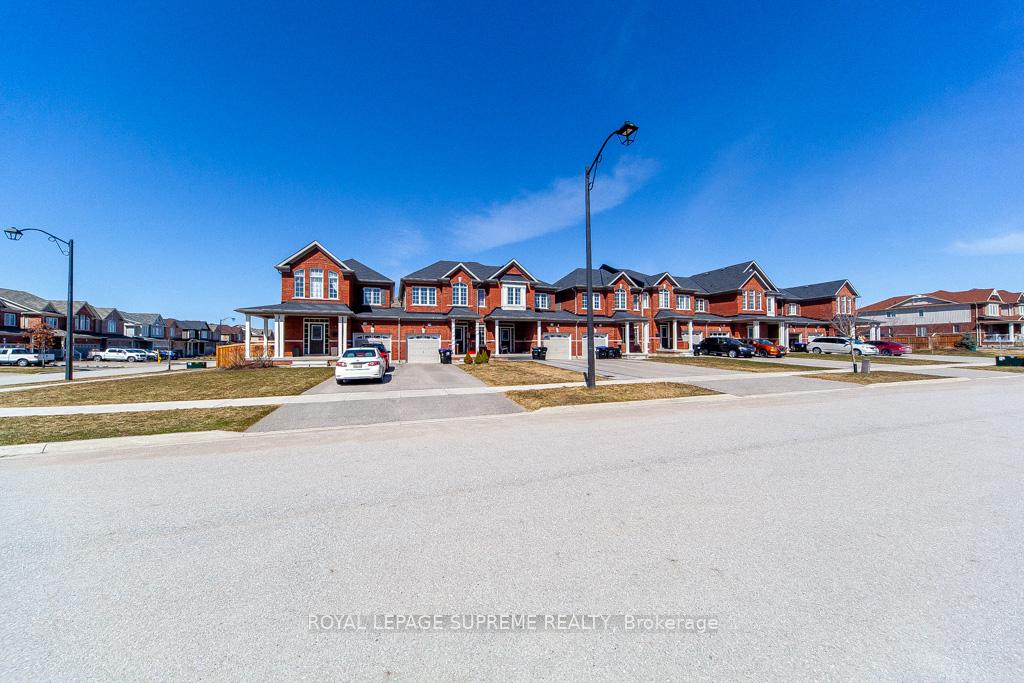 Photo 37 of 126 Wagner Crescent, Essa, Angus — HOMEH