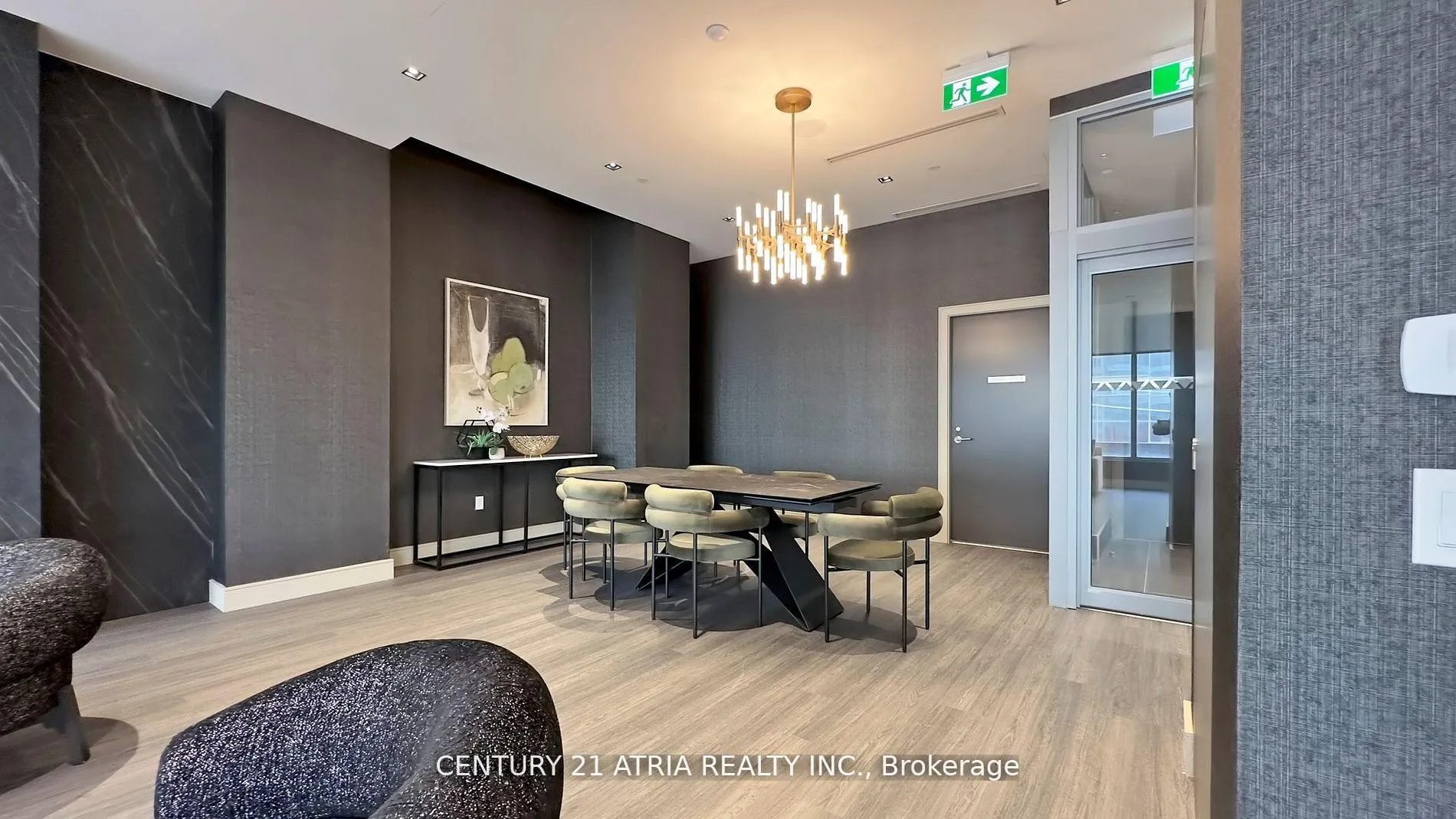 Photo 21 of Unit 816, 50 Dunfield Avenue, Toronto, Yonge-Eglinton — HOMEH