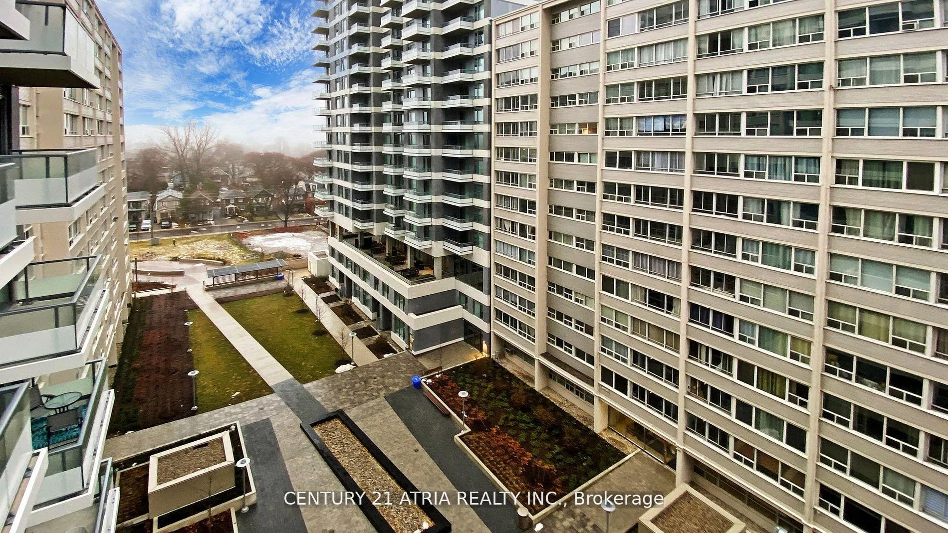 Photo 32 of Unit 816, 50 Dunfield Avenue, Toronto, Yonge-Eglinton — HOMEH